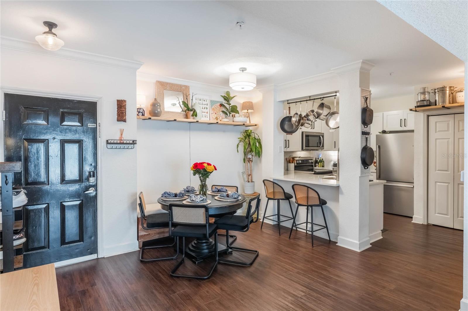 Image 3 of 30 For 206 South Street 6031