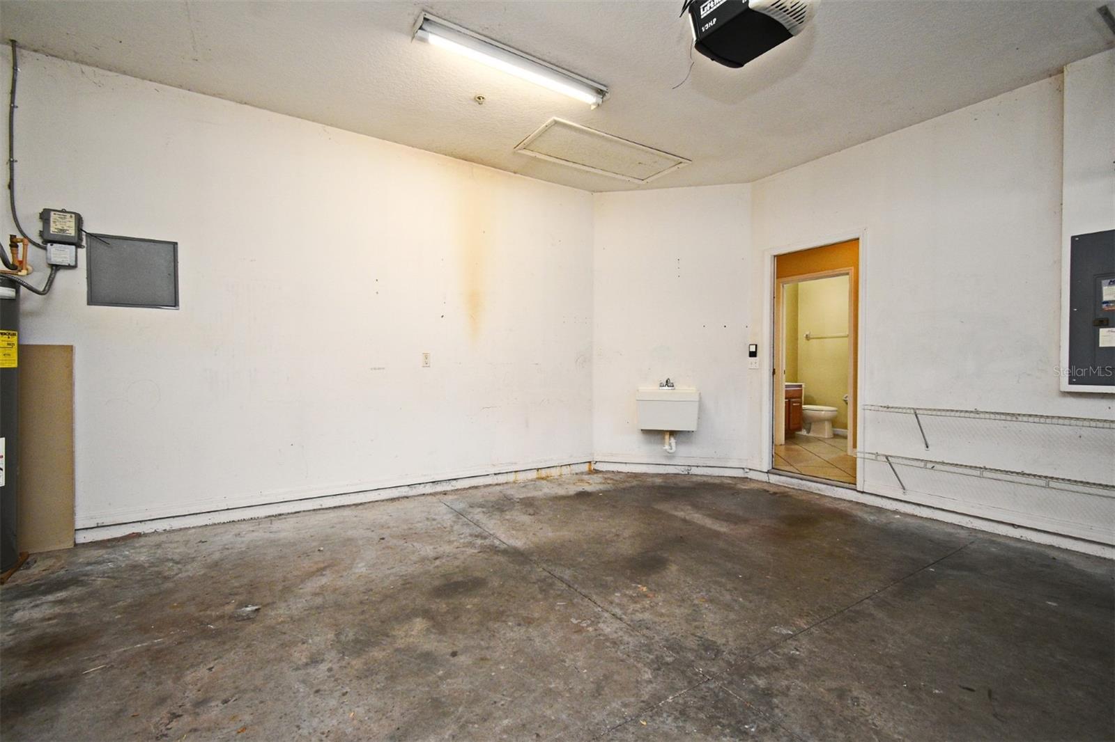 Image 36 of 42 For 1086 Wickerwood Street