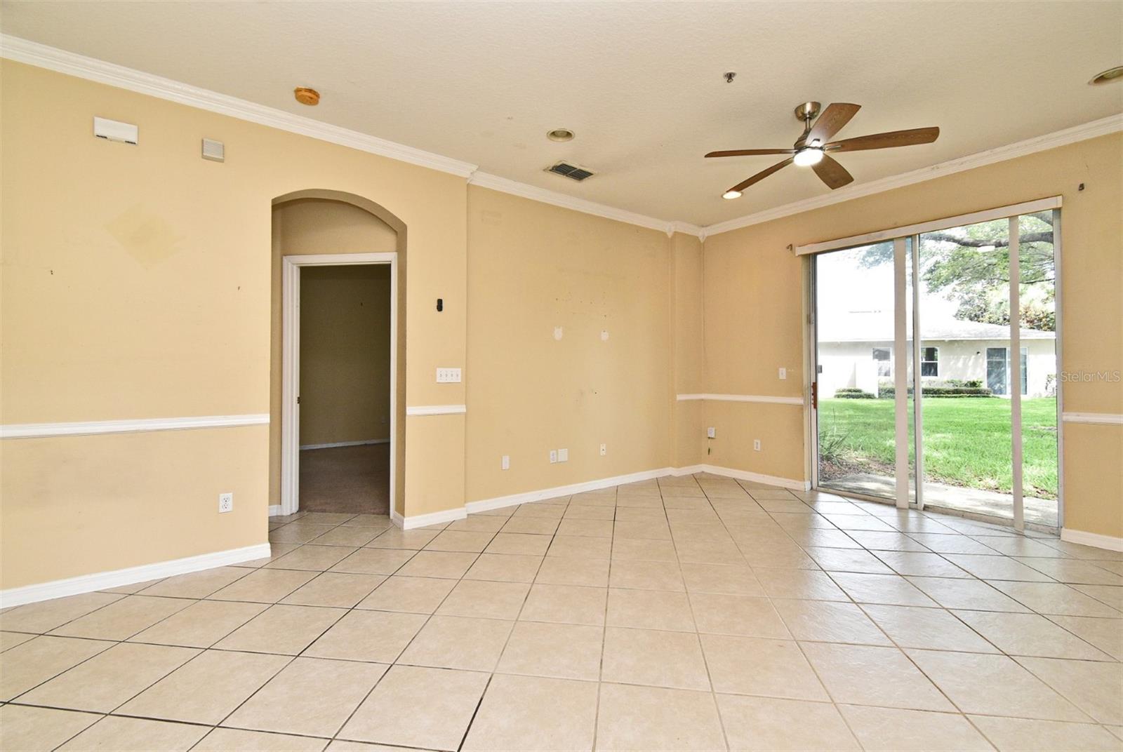 Image 5 of 42 For 1086 Wickerwood Street