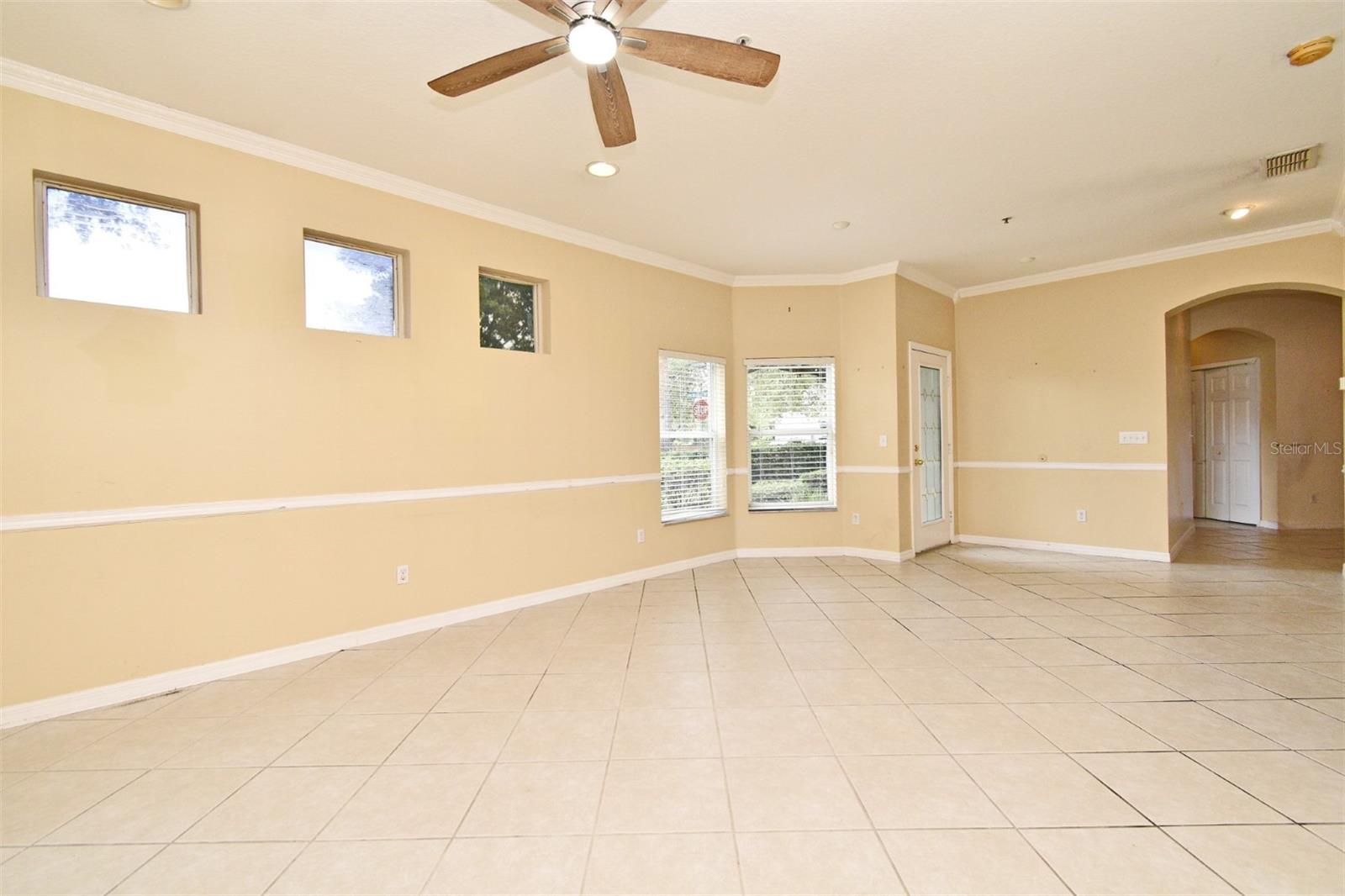 Image 8 of 42 For 1086 Wickerwood Street