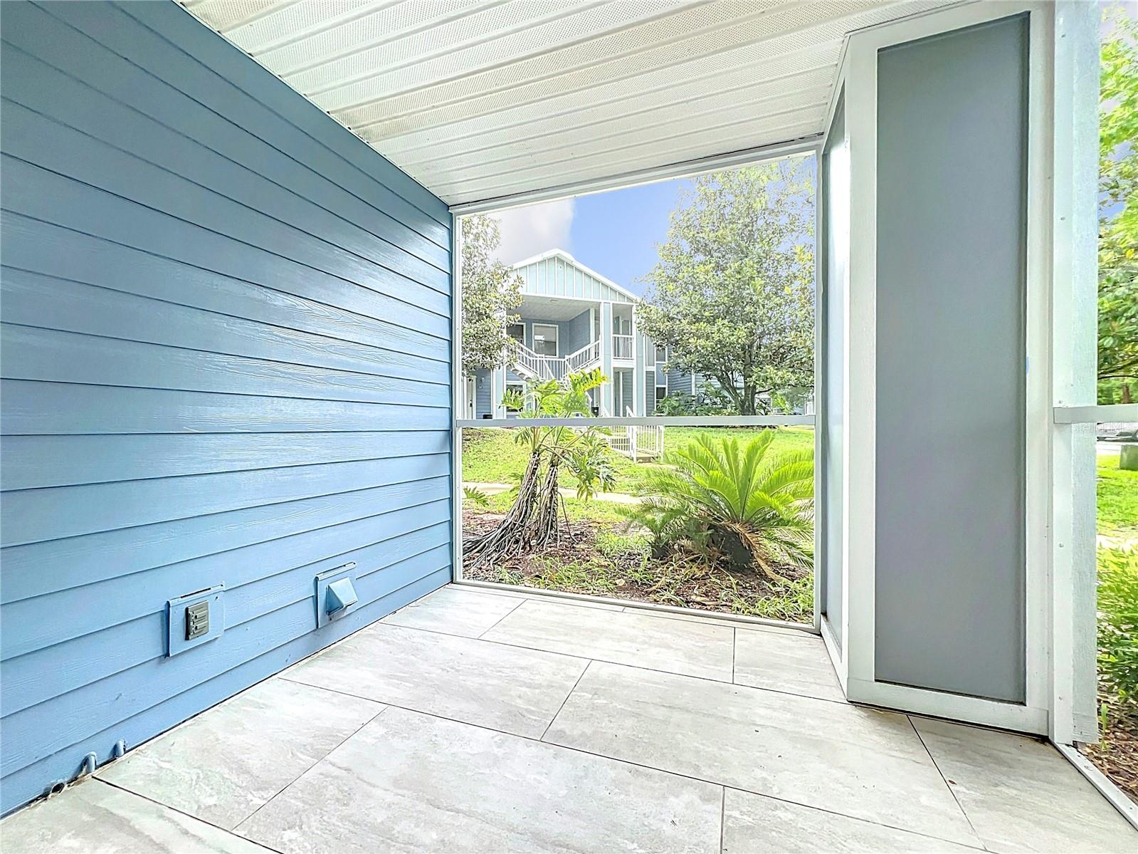 Image 19 of 32 For 2580 Grassy Point Drive 106