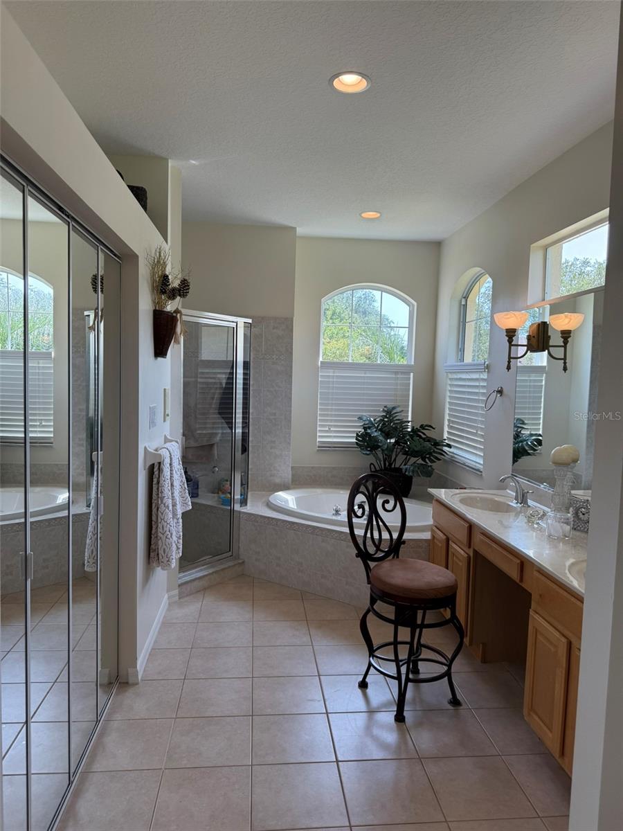 Image 18 of 32 For 10937 Bluestem Circle