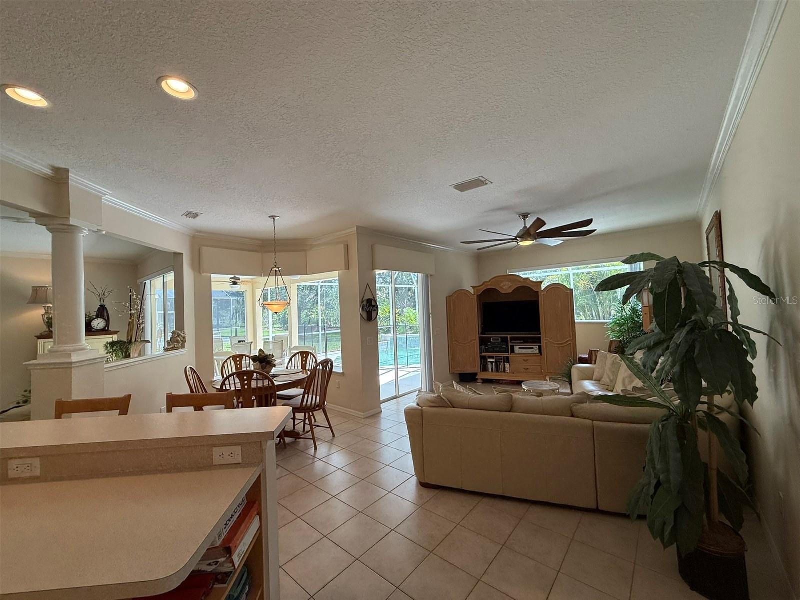 Image 8 of 32 For 10937 Bluestem Circle