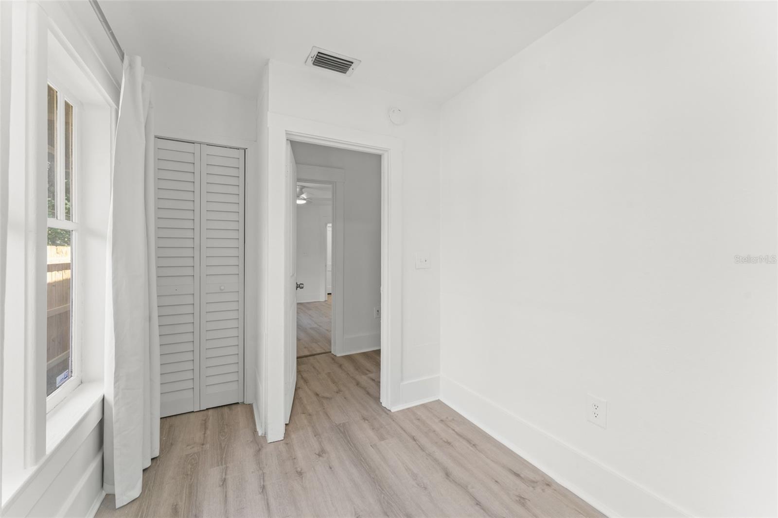 Image 18 of 29 For 314 Harwood Street