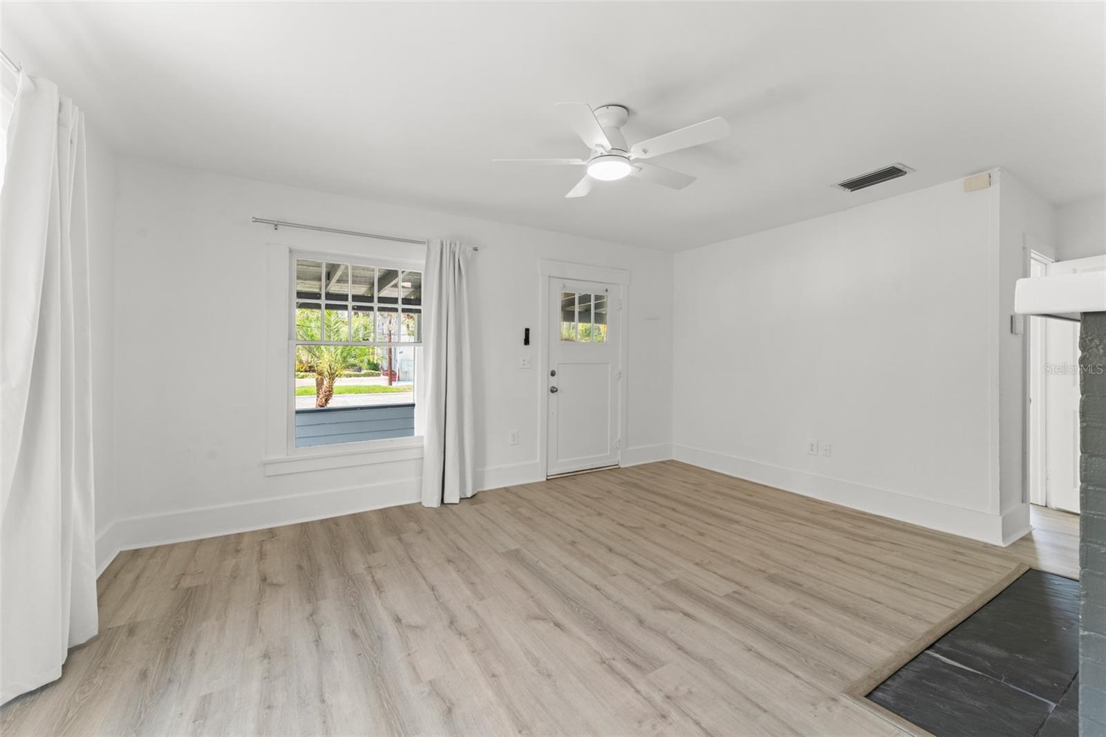 Image 8 of 29 For 314 Harwood Street