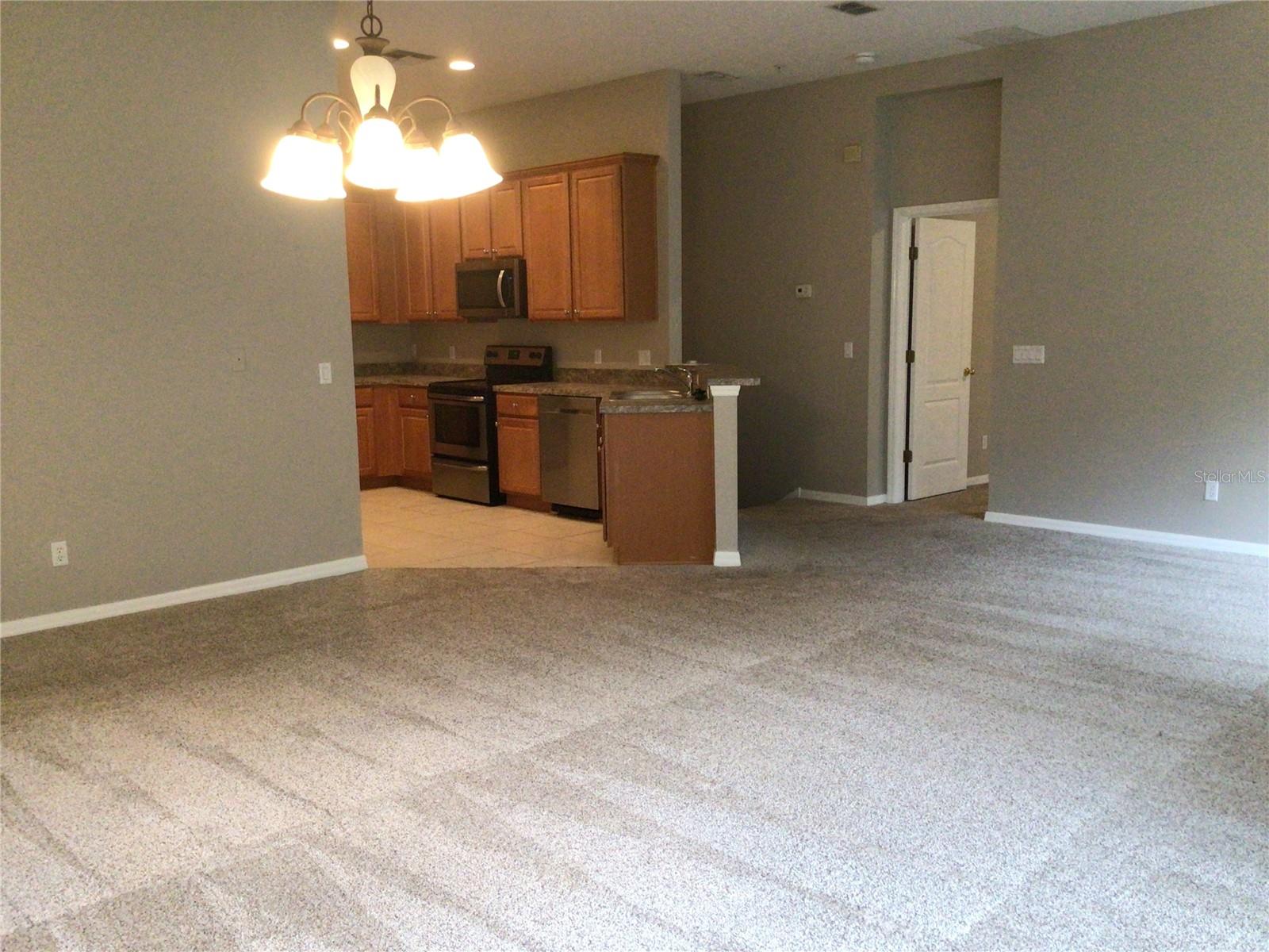 Image 3 of 18 For 974 Ashworth Overlook Drive C