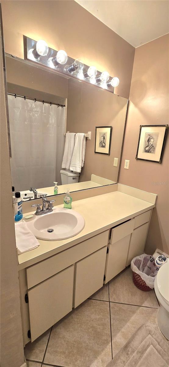 Image 16 of 25 For 2922 Burlington Drive
