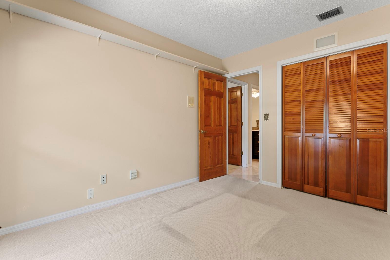Image 34 of 39 For 154 Golf Club Drive 154