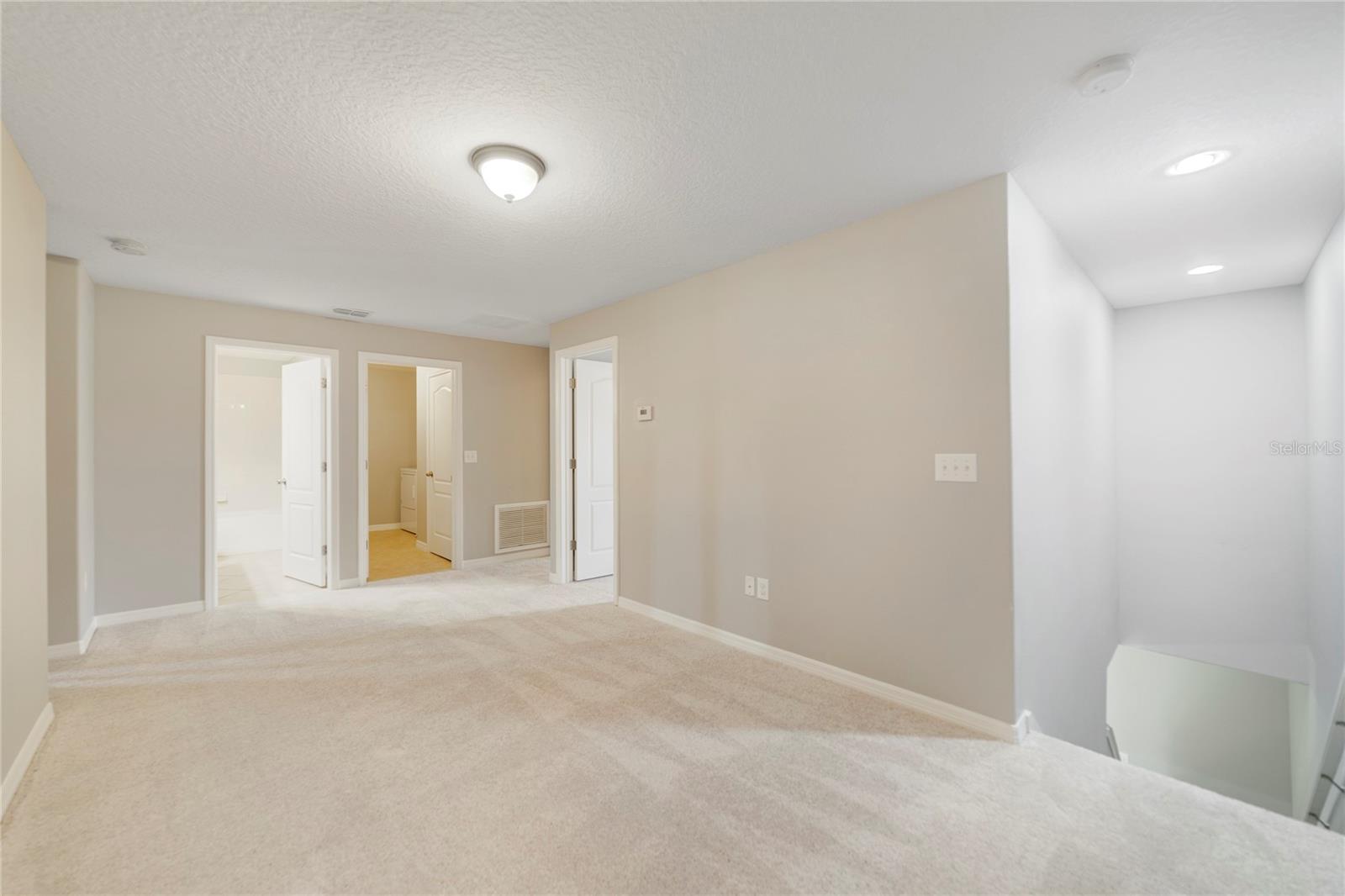 Image 11 of 25 For 20214 Water Hickory Place