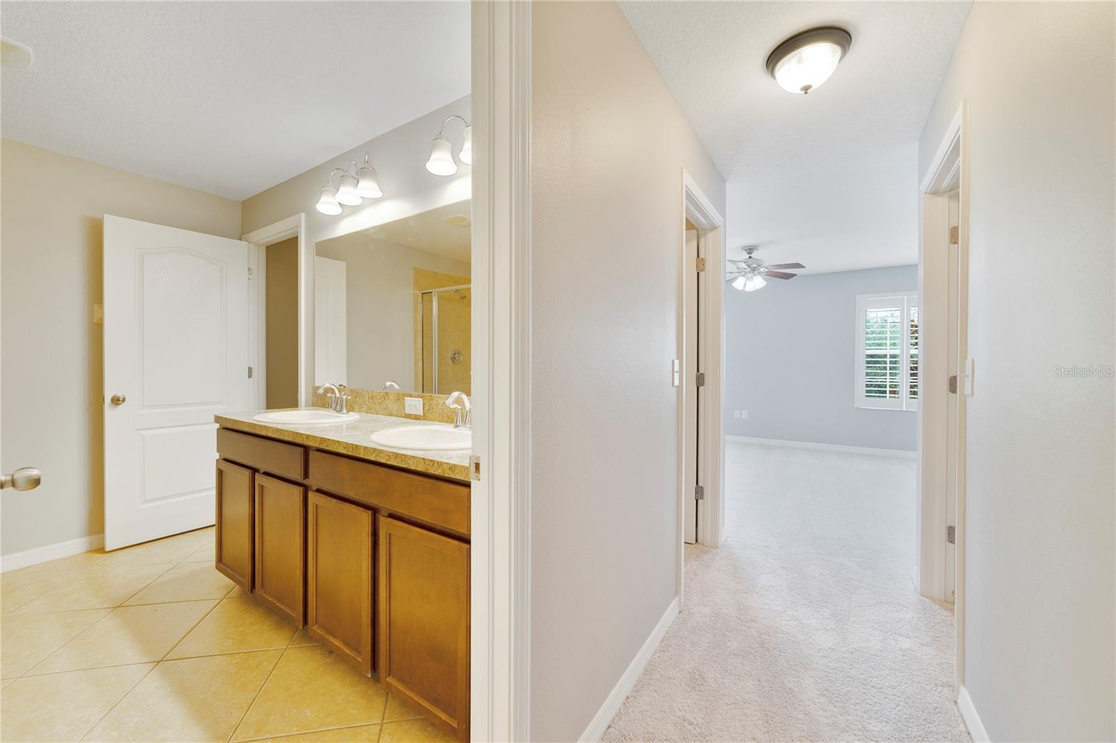 Image 15 of 25 For 20214 Water Hickory Place