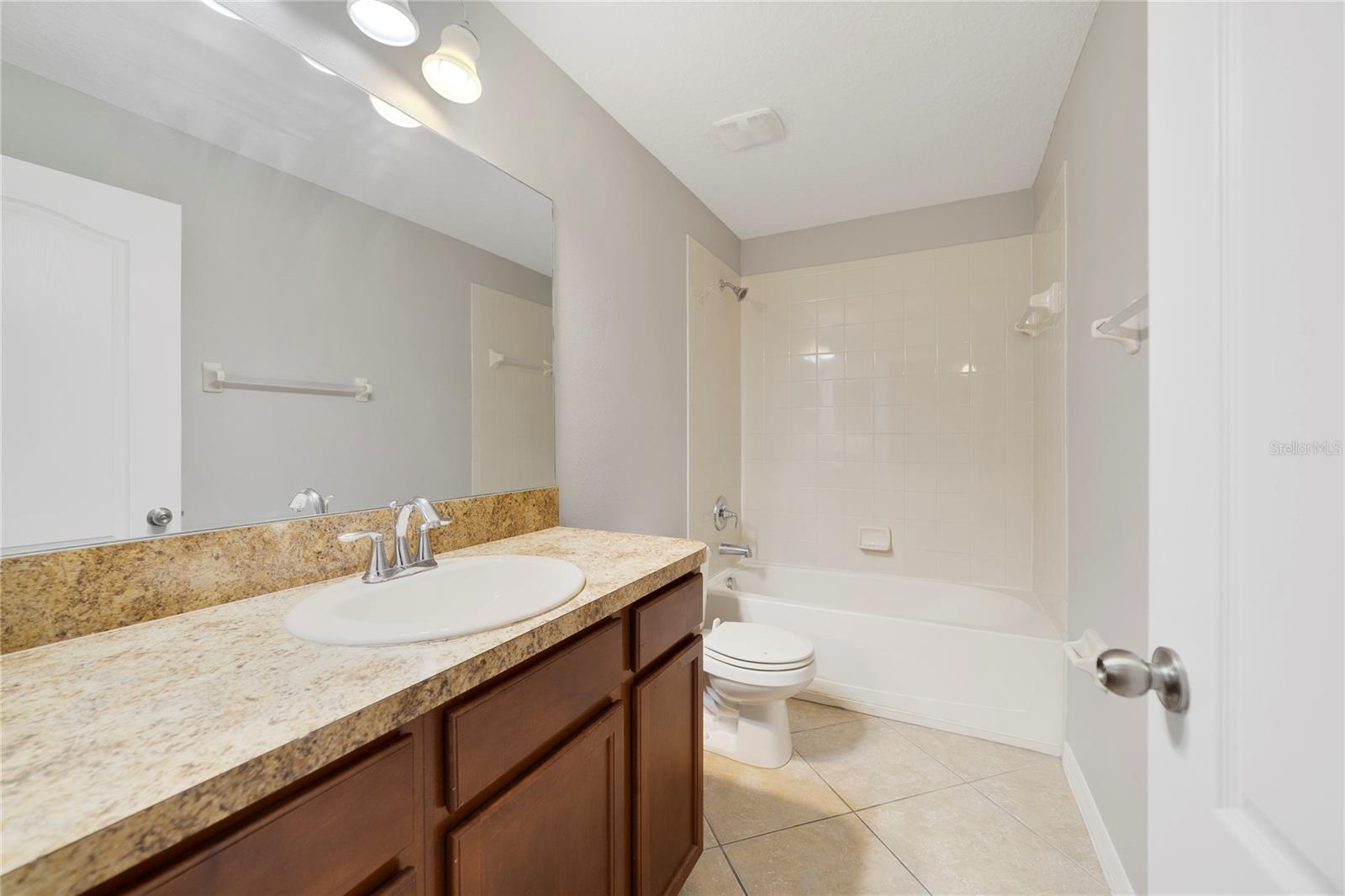 Image 20 of 25 For 20214 Water Hickory Place