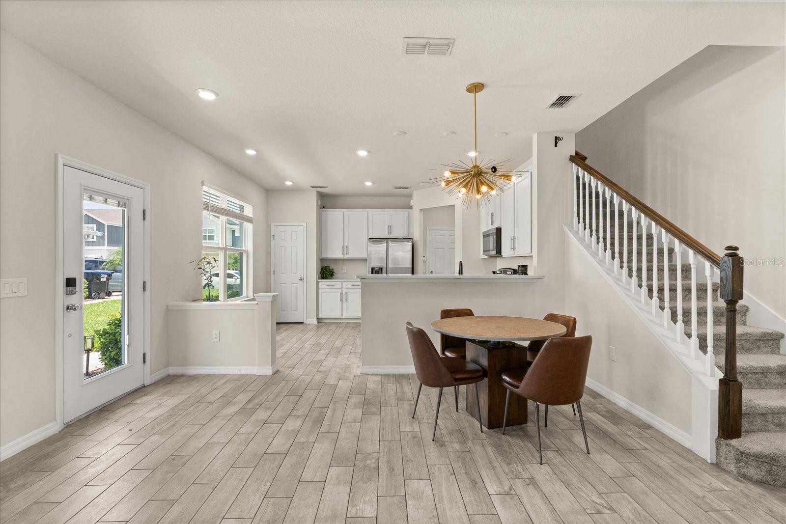 Image 15 of 39 For 3600 Plainview Drive