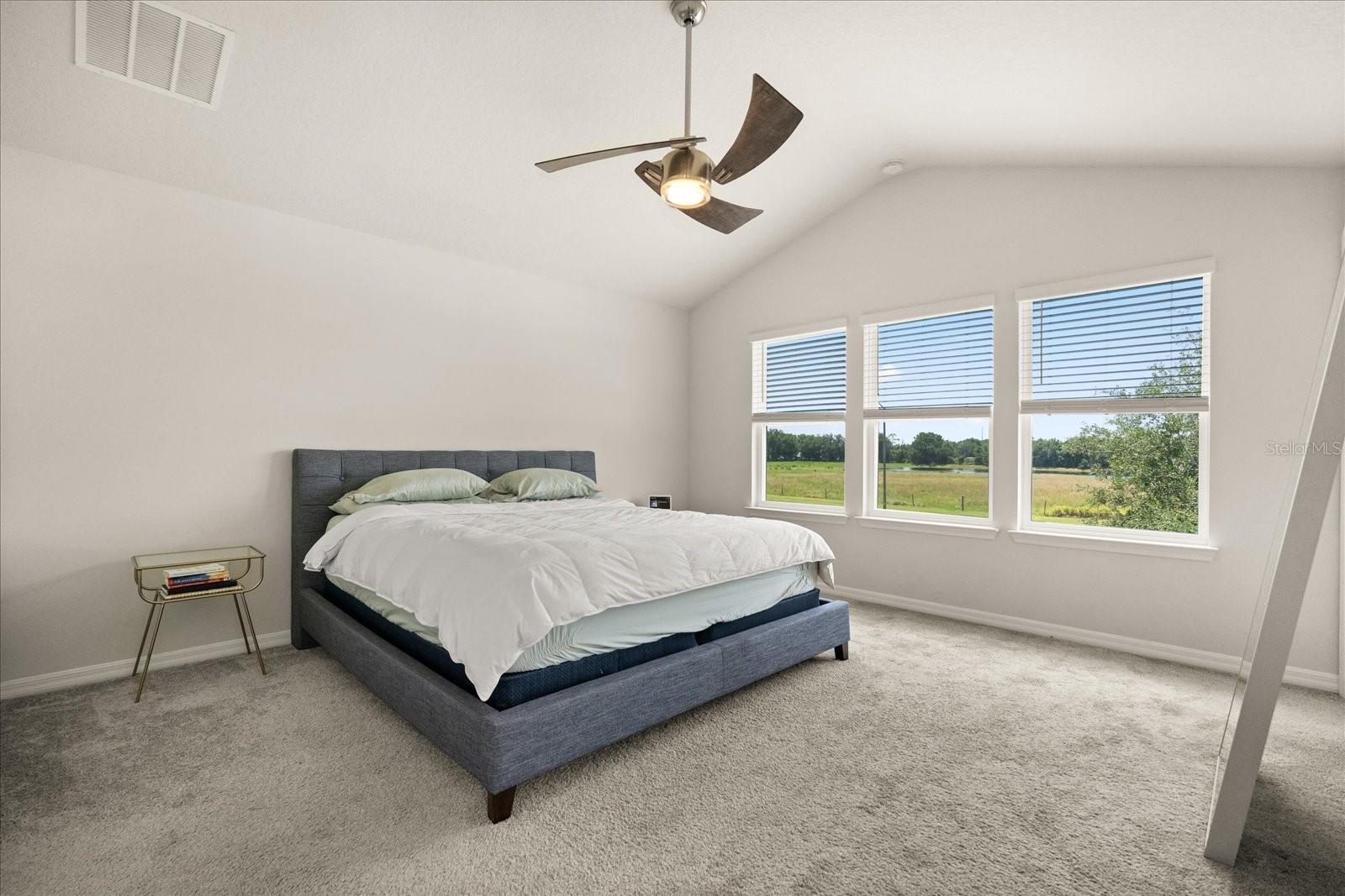 Image 17 of 39 For 3600 Plainview Drive
