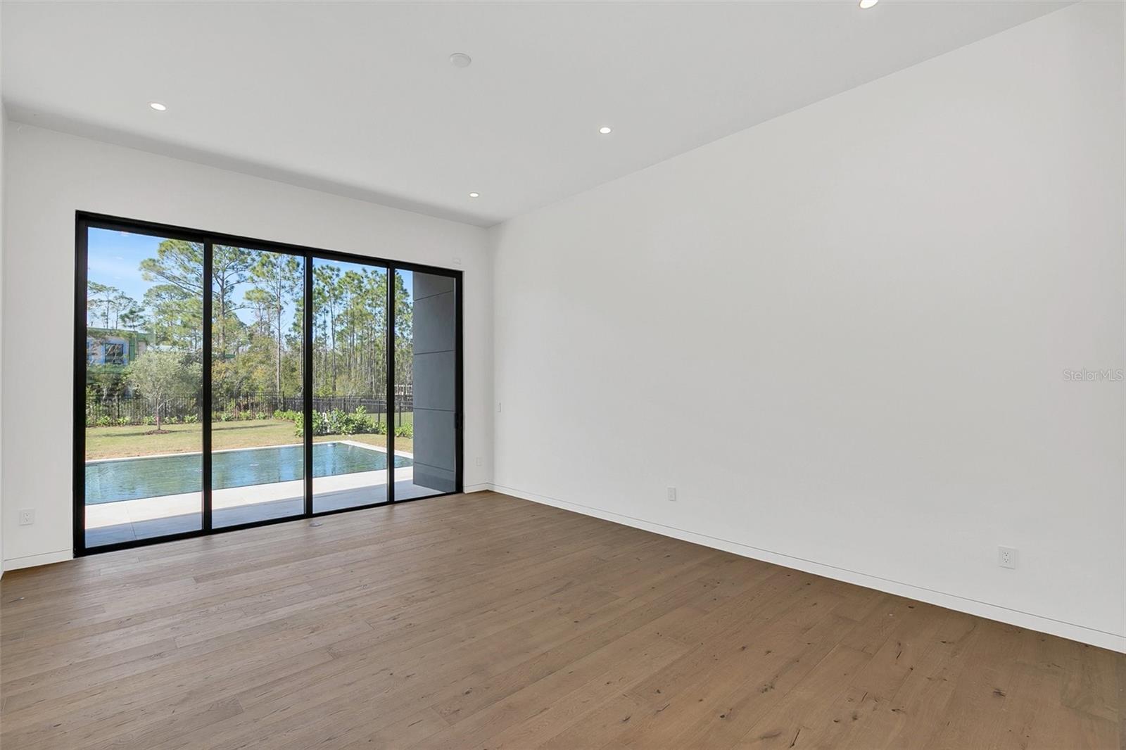 Image 14 of 26 For 10424 Pocket Lane