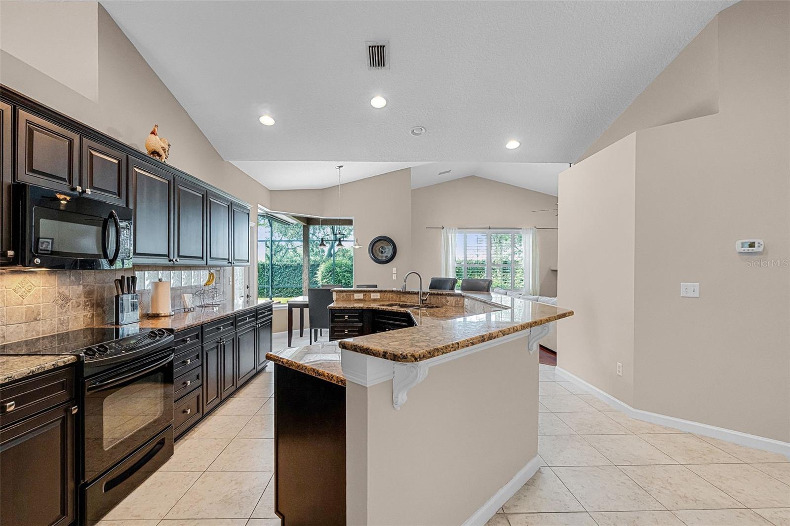 Image 13 of 61 For 831 Royalwood Lane