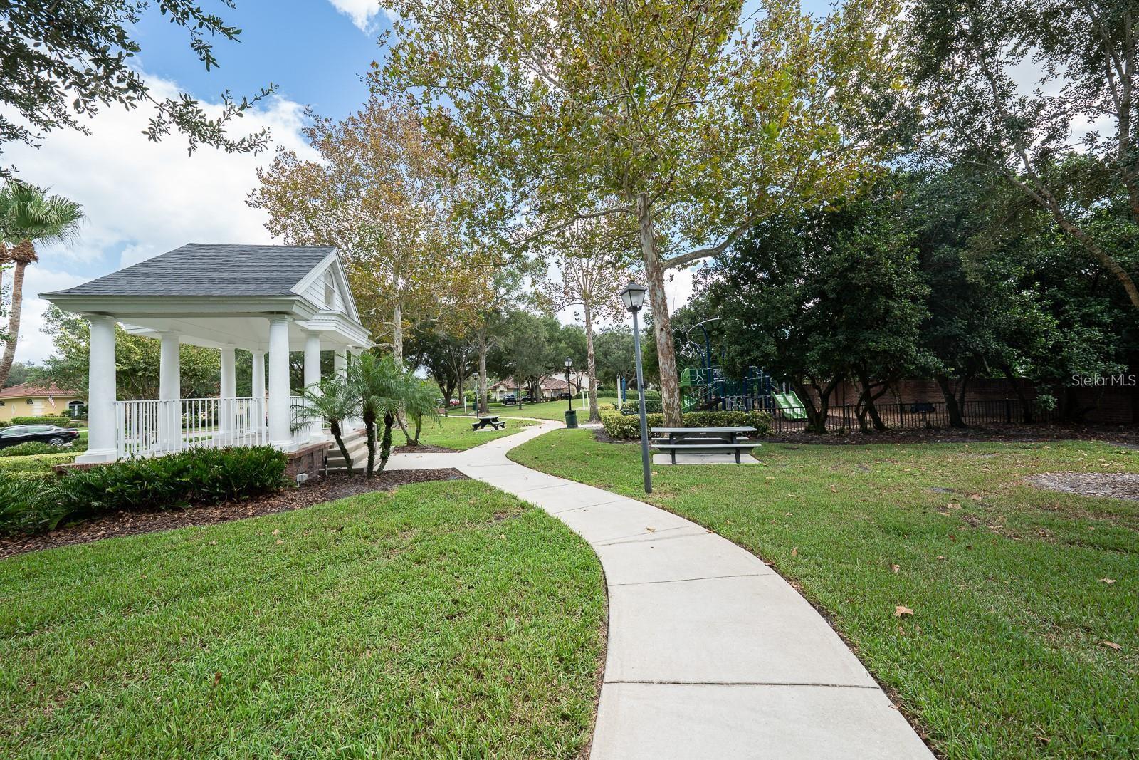 Image 52 of 61 For 831 Royalwood Lane