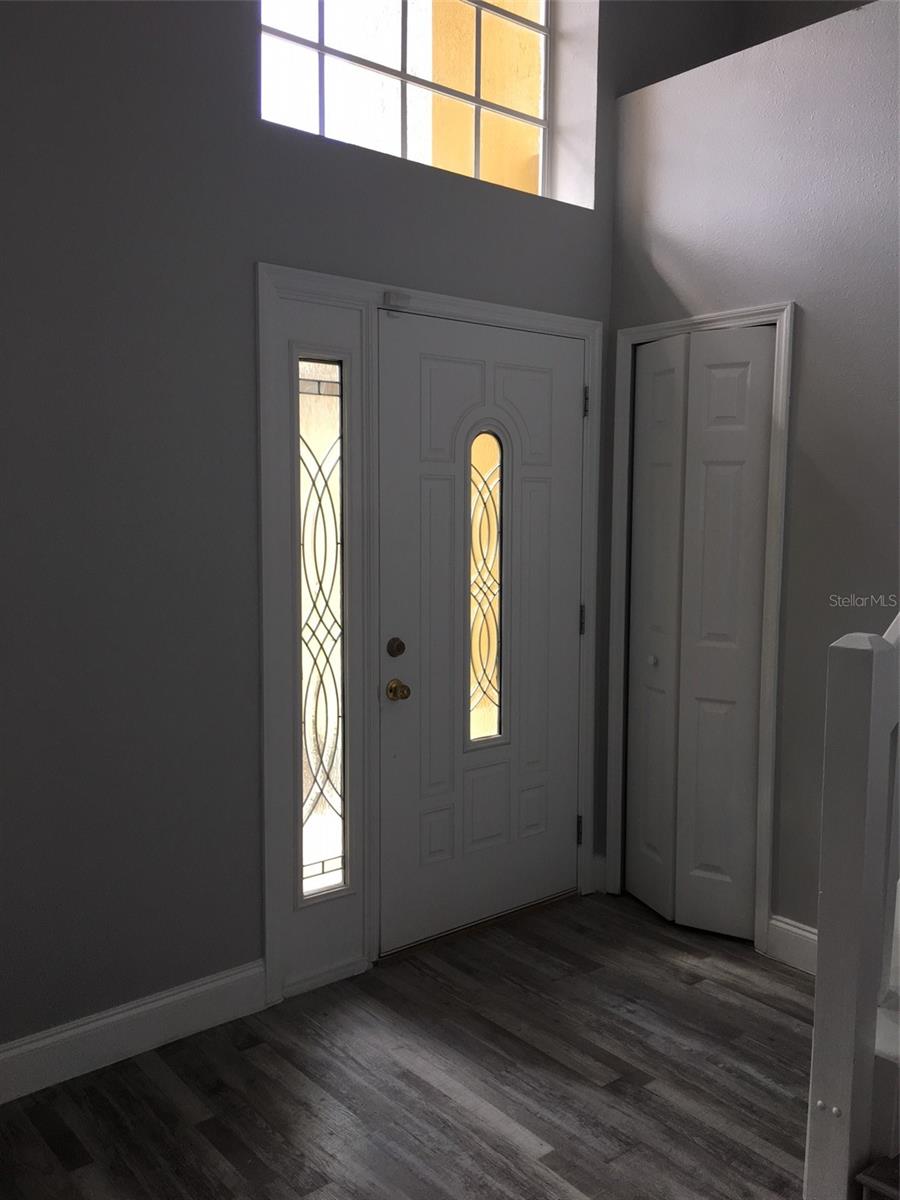 Image 2 of 20 For 860 Calafut Court