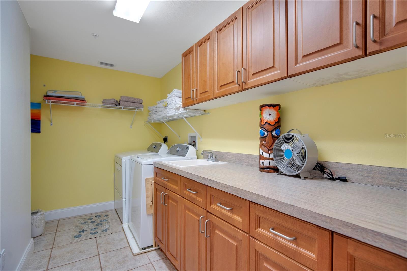 Image 14 of 24 For 125 Pulsipher Avenue 400