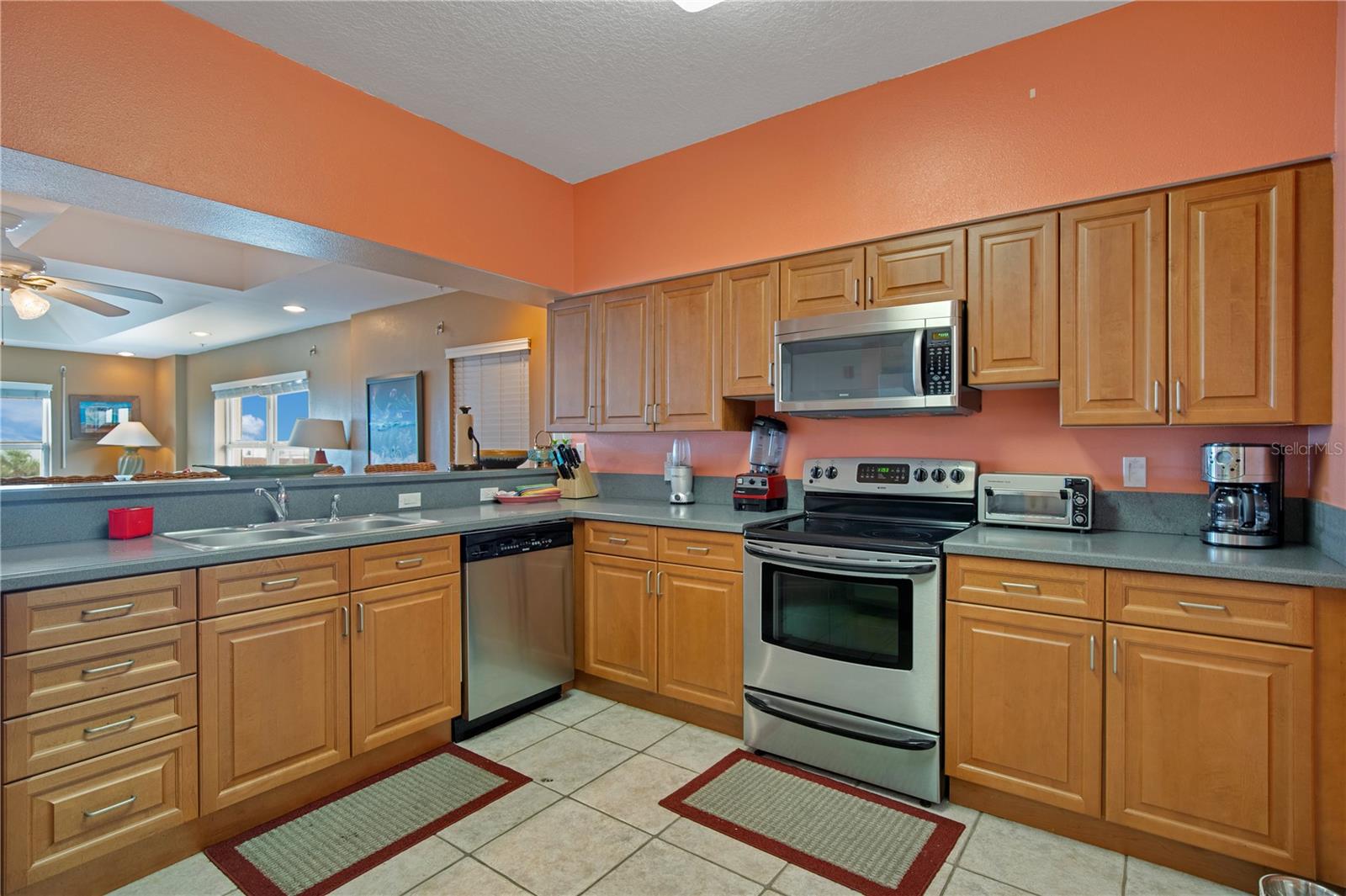 Image 9 of 24 For 125 Pulsipher Avenue 400