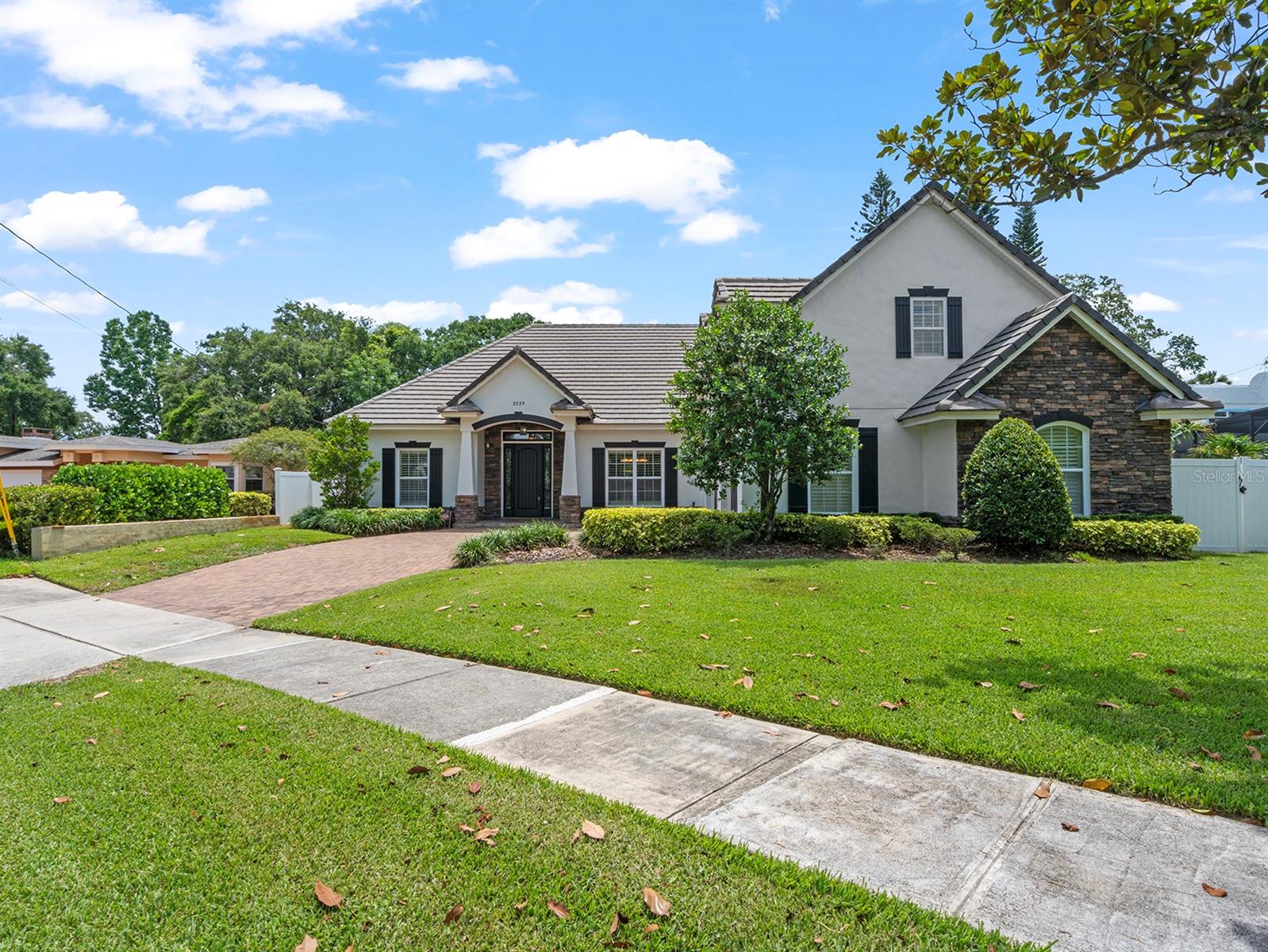 Image 11 of 52 For 3535 Lake Sarah Drive
