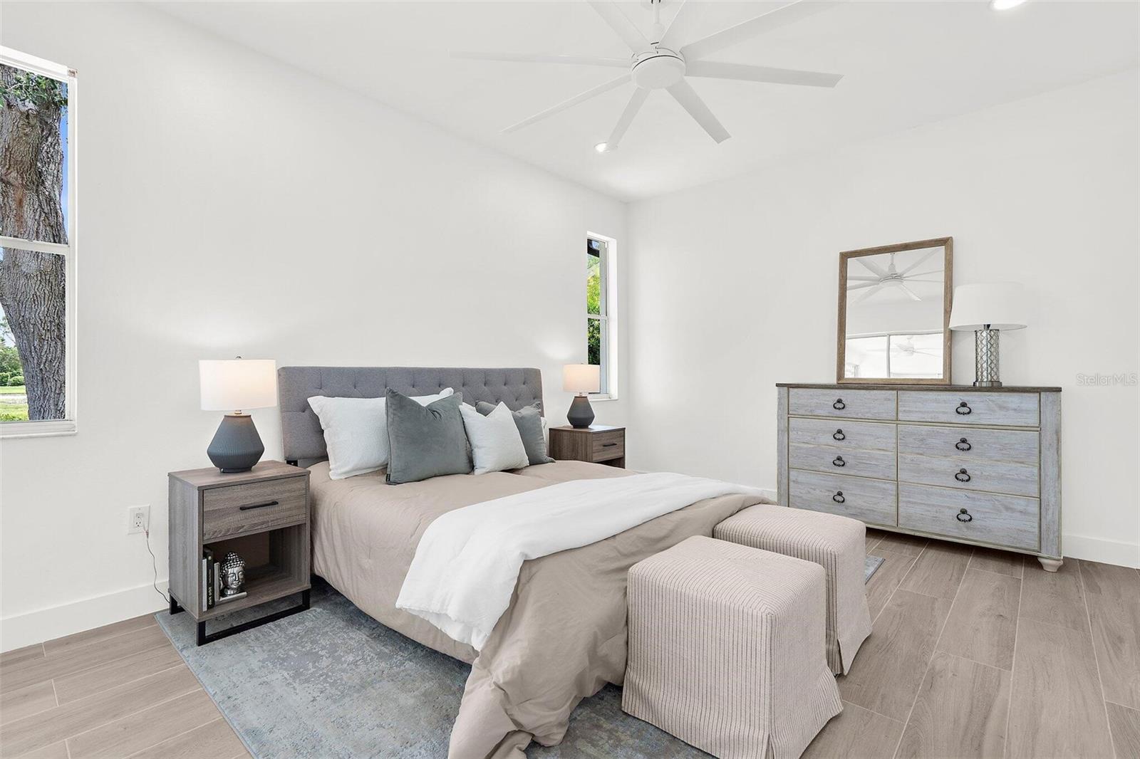 Image 18 of 32 For 9555 Knightsbridge Circle
