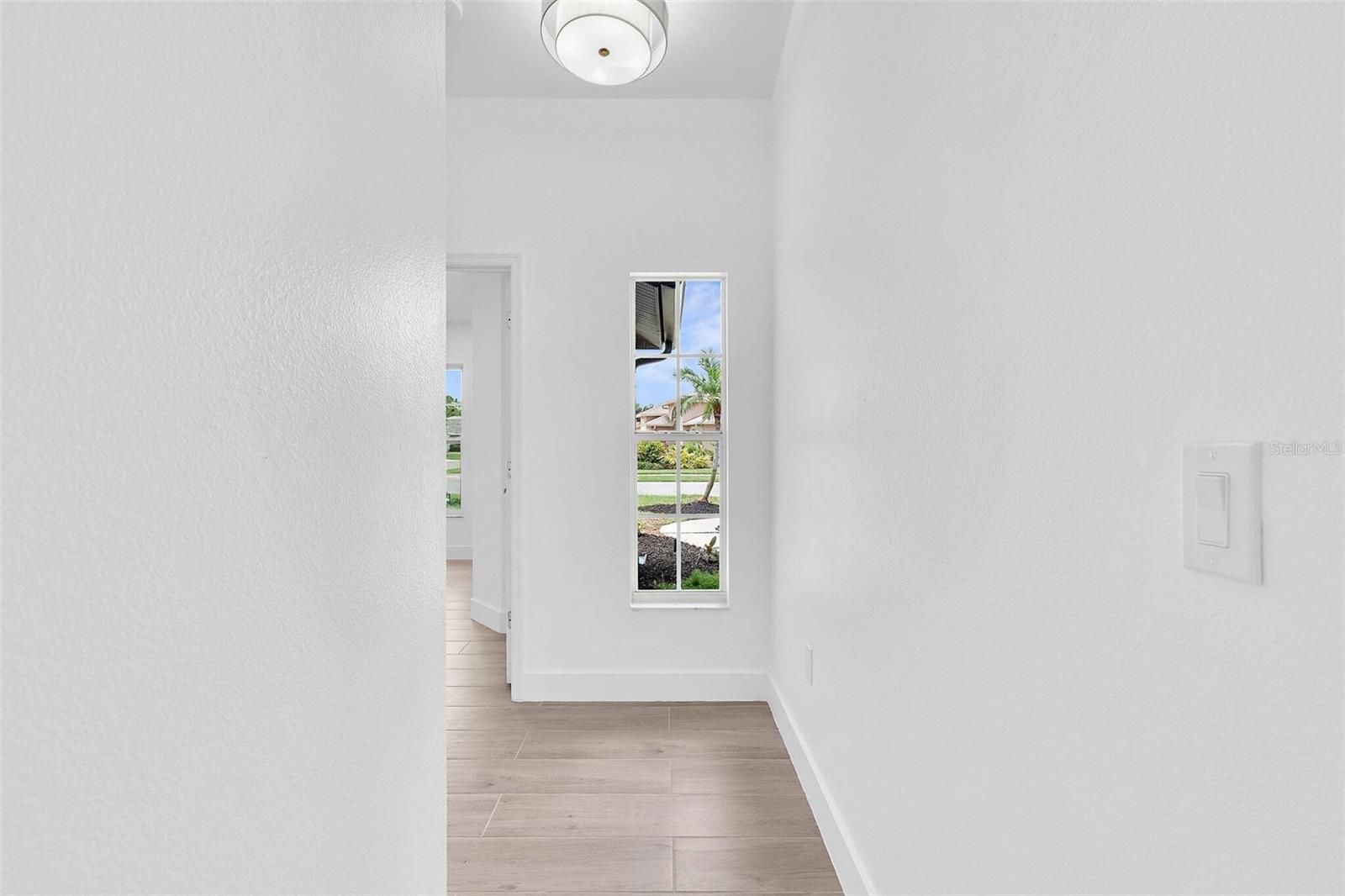 Image 22 of 32 For 9555 Knightsbridge Circle