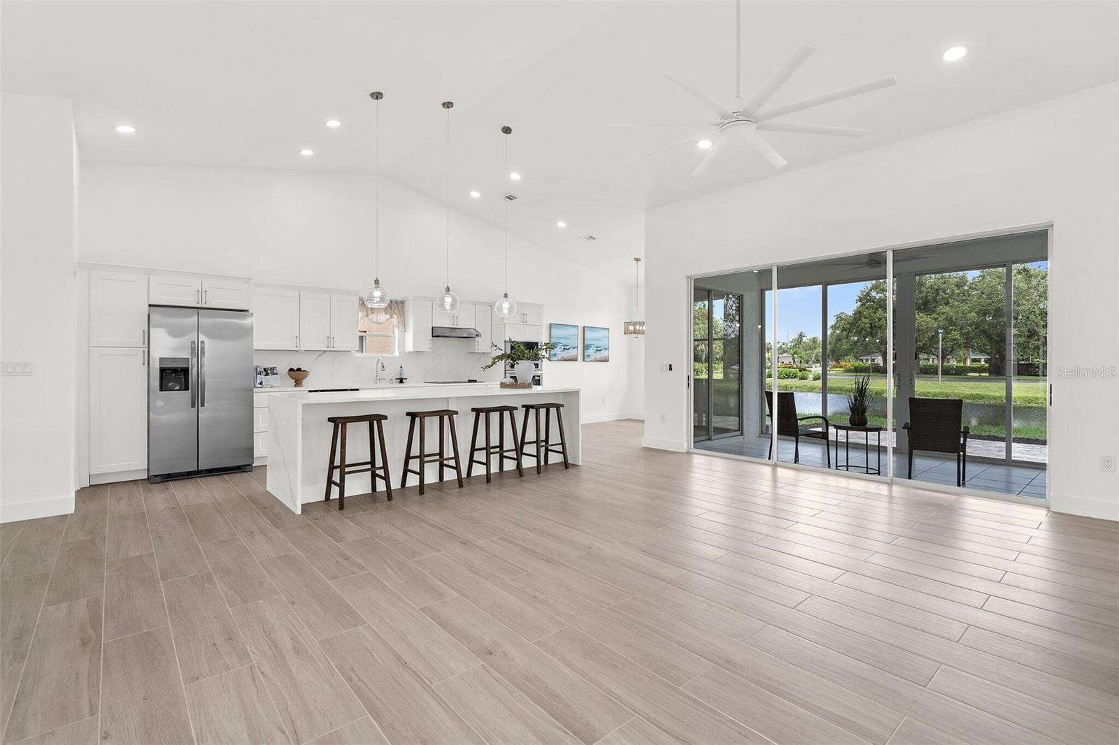 Image 6 of 32 For 9555 Knightsbridge Circle