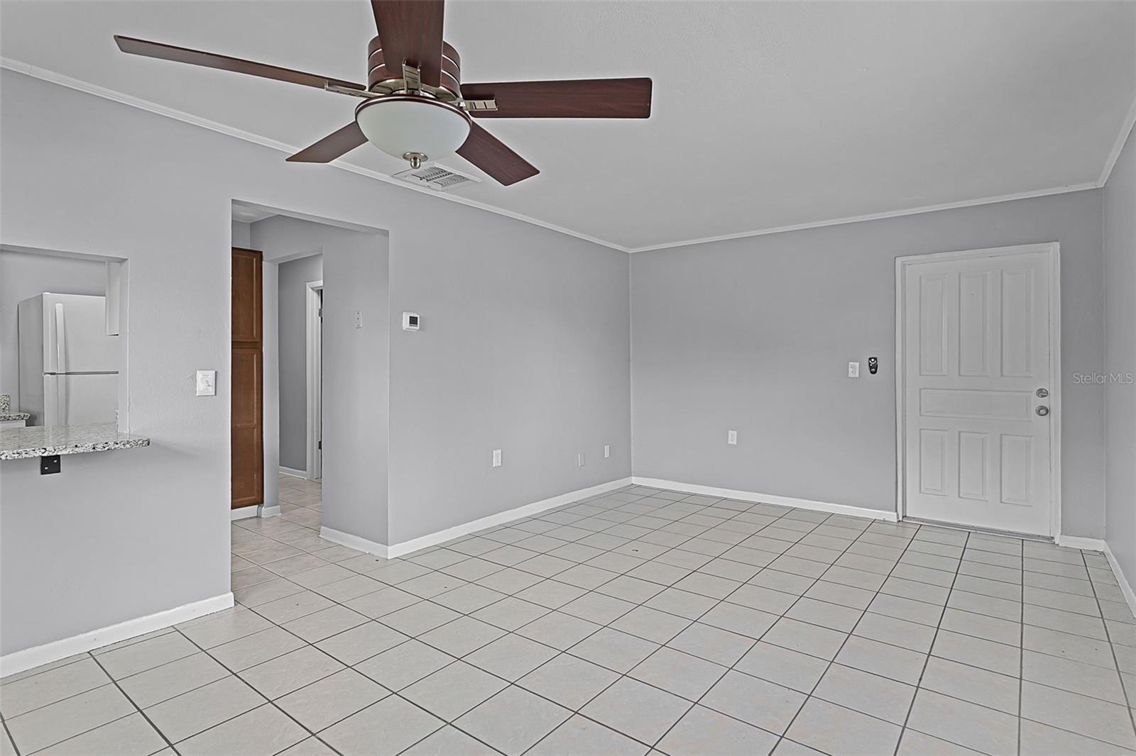 Image 10 of 20 For 907 Center Avenue 1