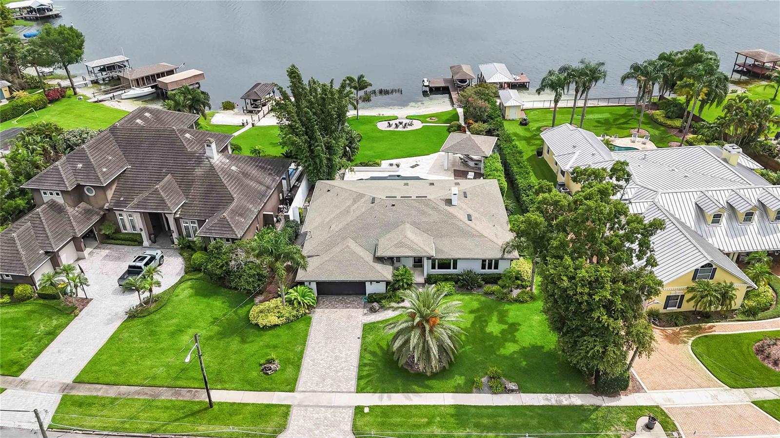 Image 53 of 73 For 7145 Lake Drive