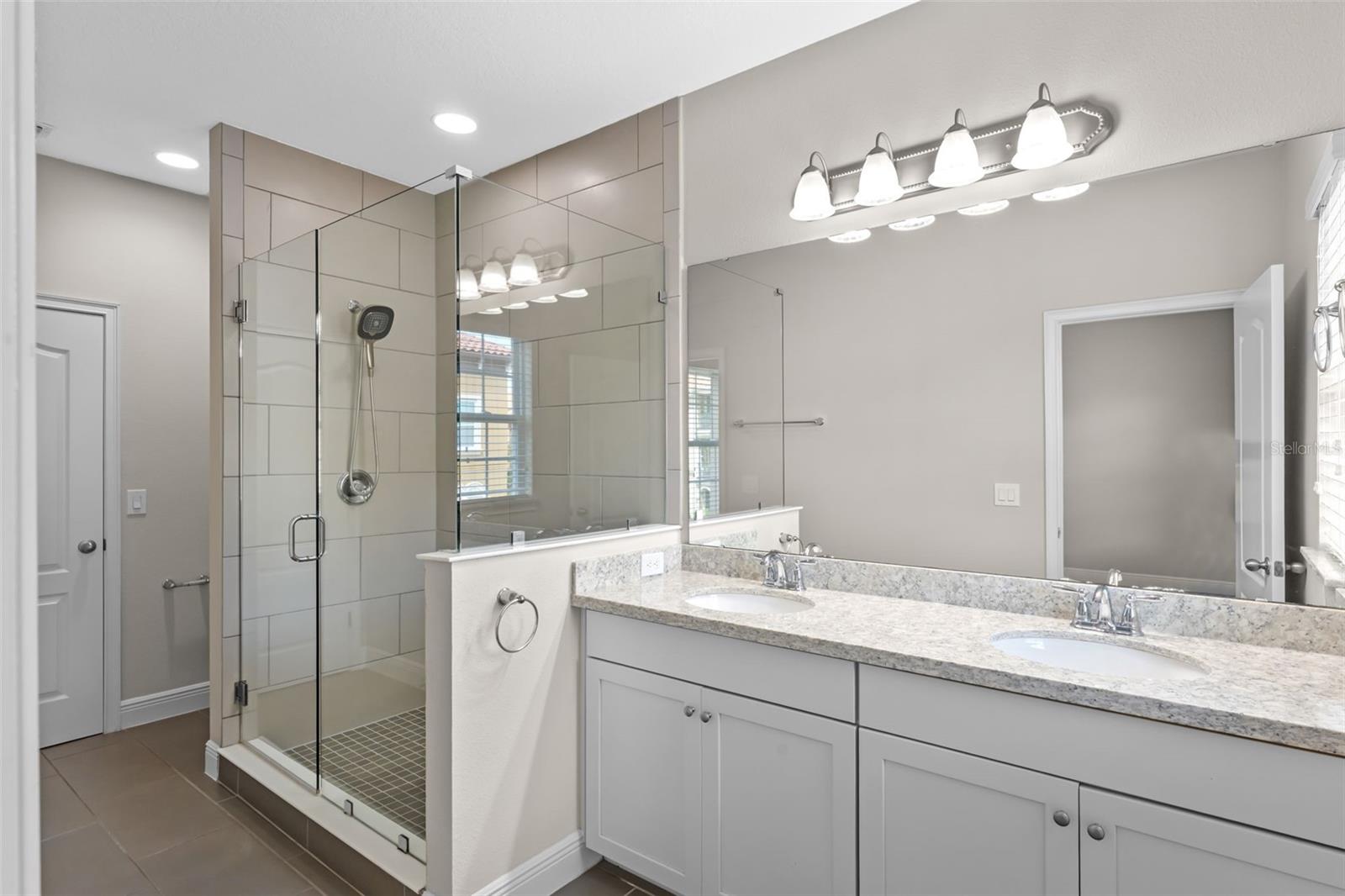 Image 13 of 34 For 2648 Lobelia Drive