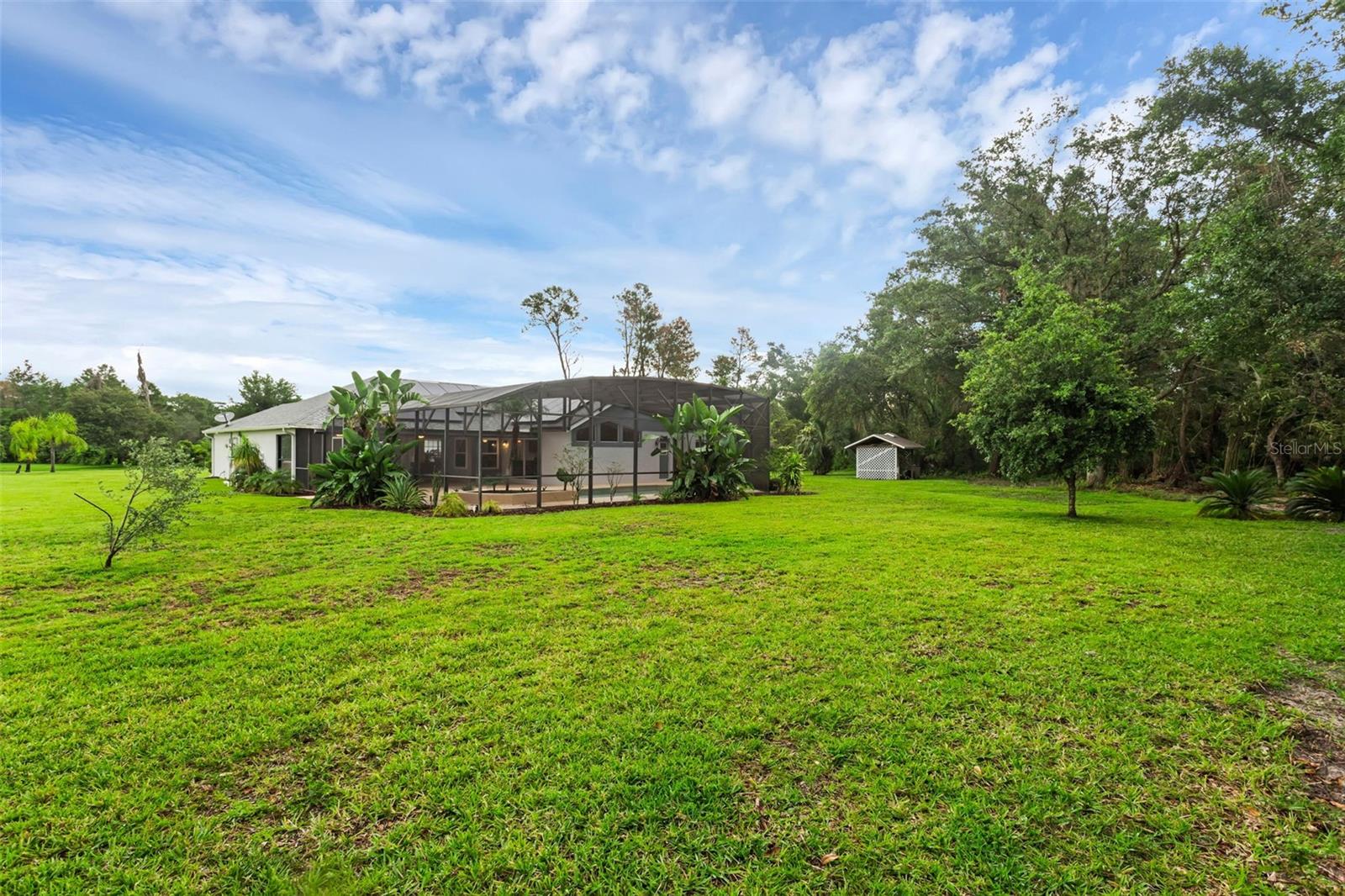 Image 30 of 37 For 15038 Willow Lane