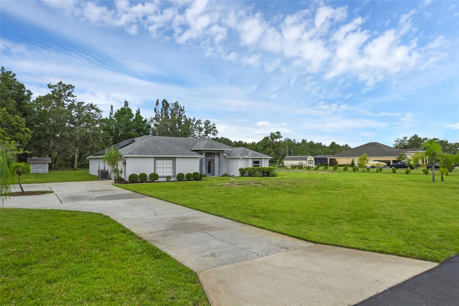 Image 36 of 37 For 15038 Willow Lane