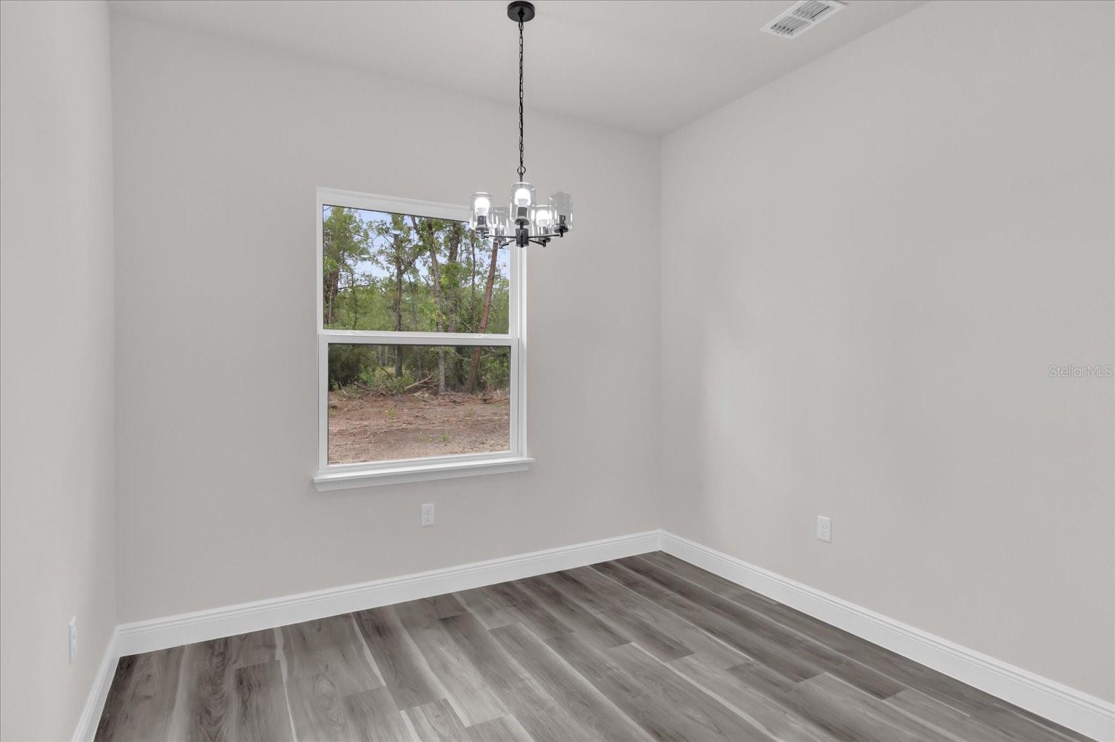 Image 27 of 49 For 17501 Sw 41st Cir