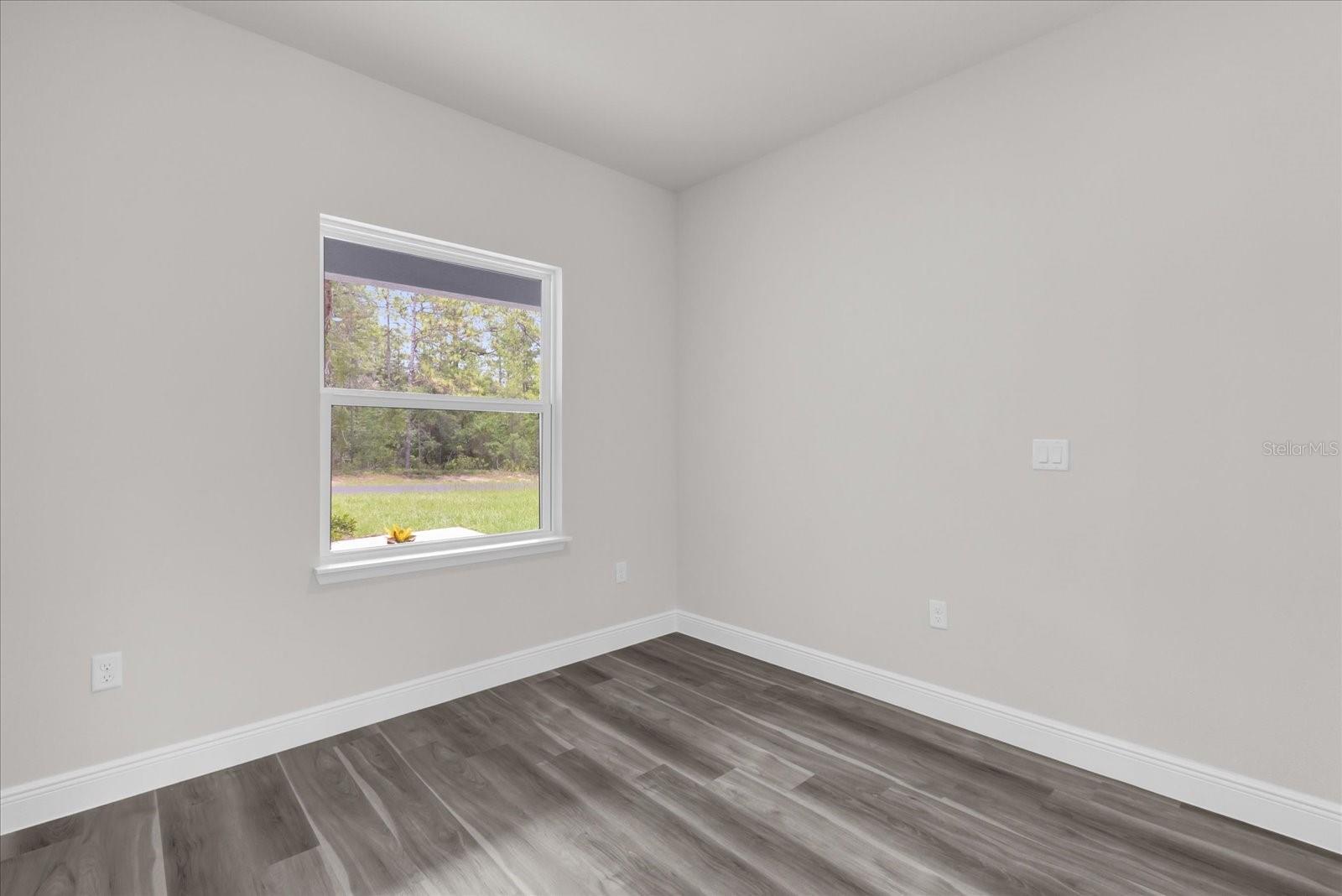 Image 31 of 49 For 17501 Sw 41st Cir