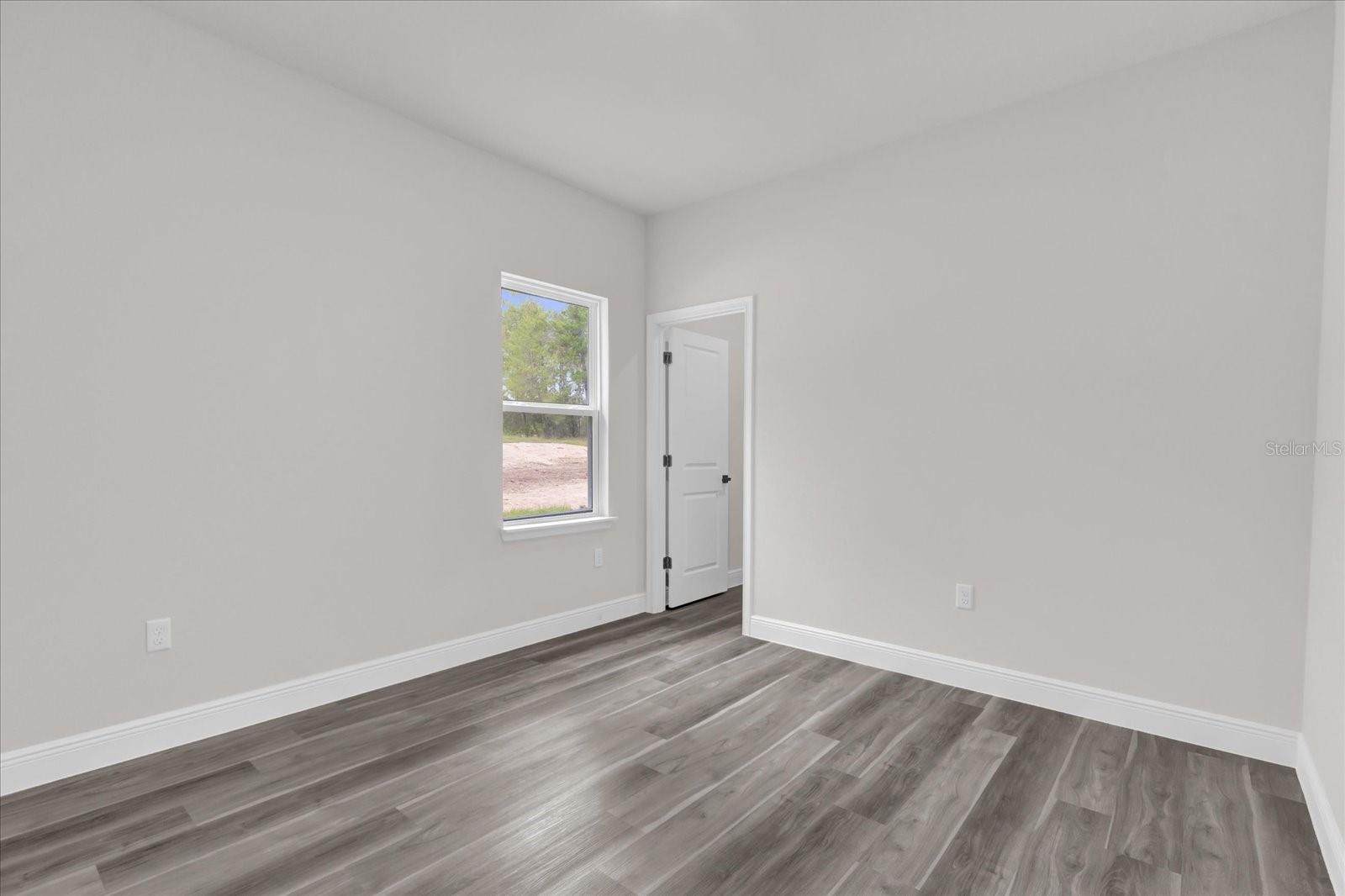 Image 36 of 49 For 17501 Sw 41st Cir