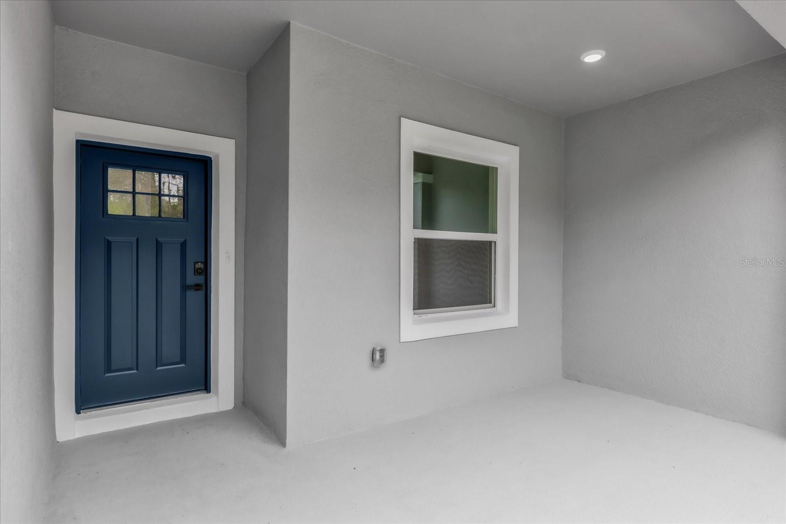Image 4 of 49 For 17501 Sw 41st Cir