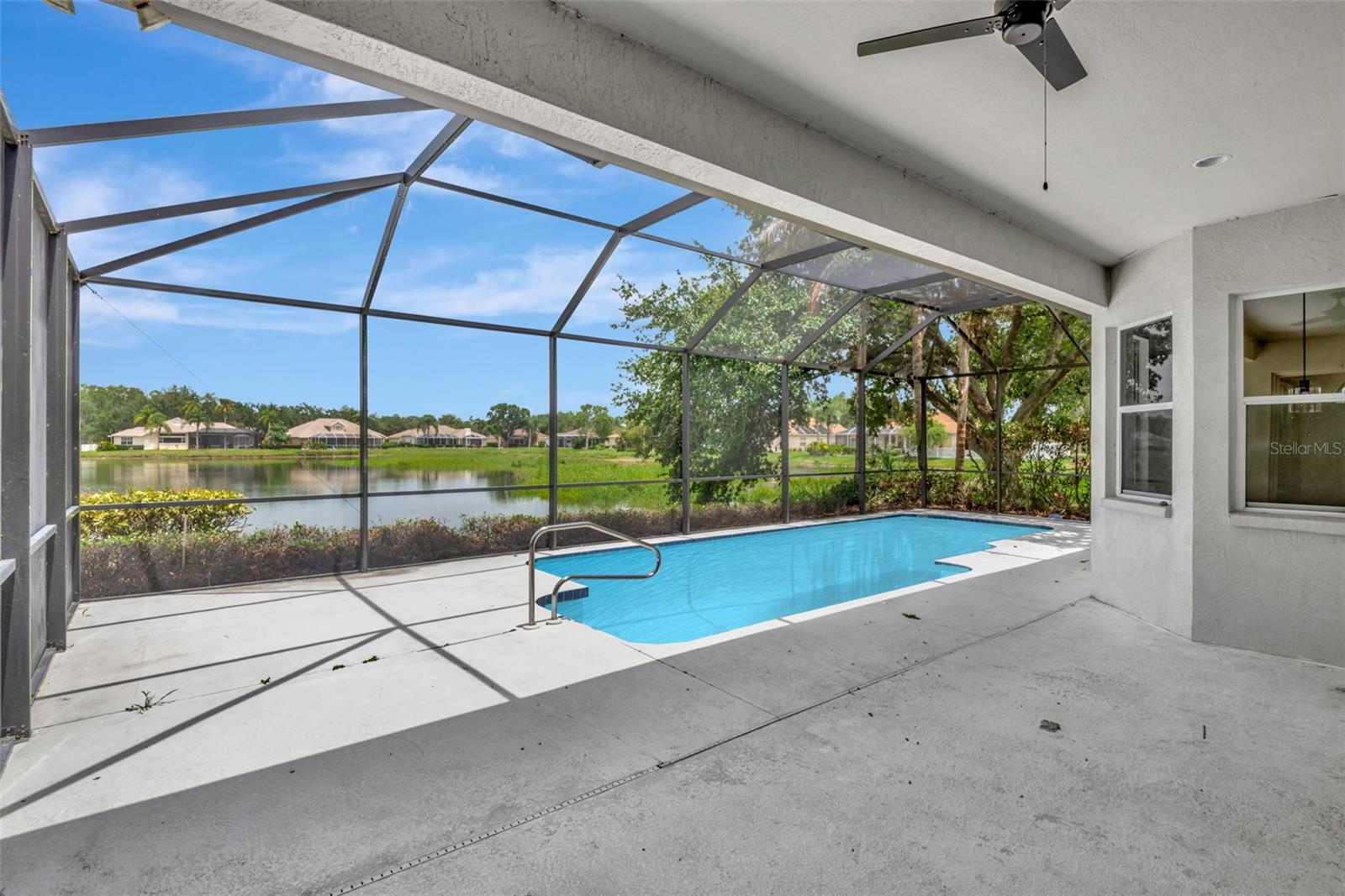 Image 33 of 37 For 11018 Pine Lilly Place