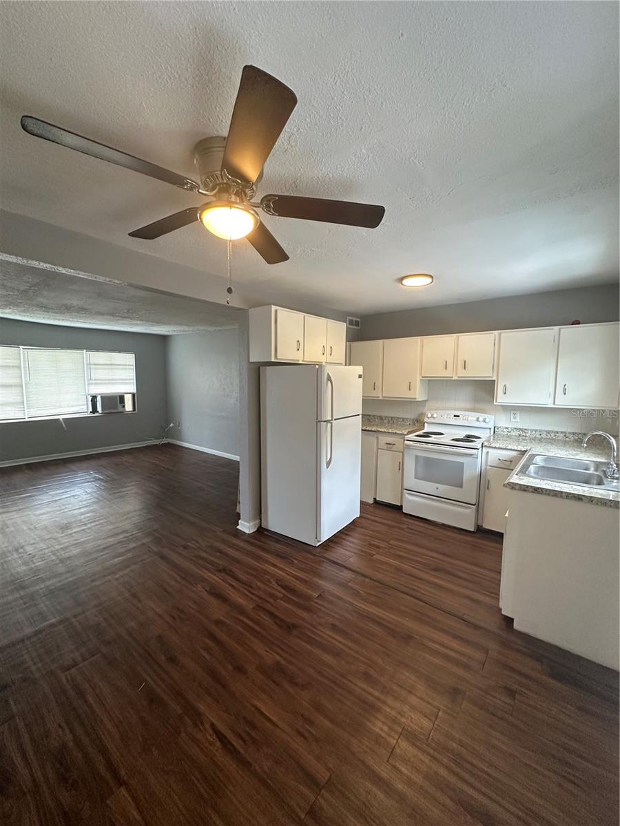 Image 6 of 18 For 650 Dixon Boulevard B04