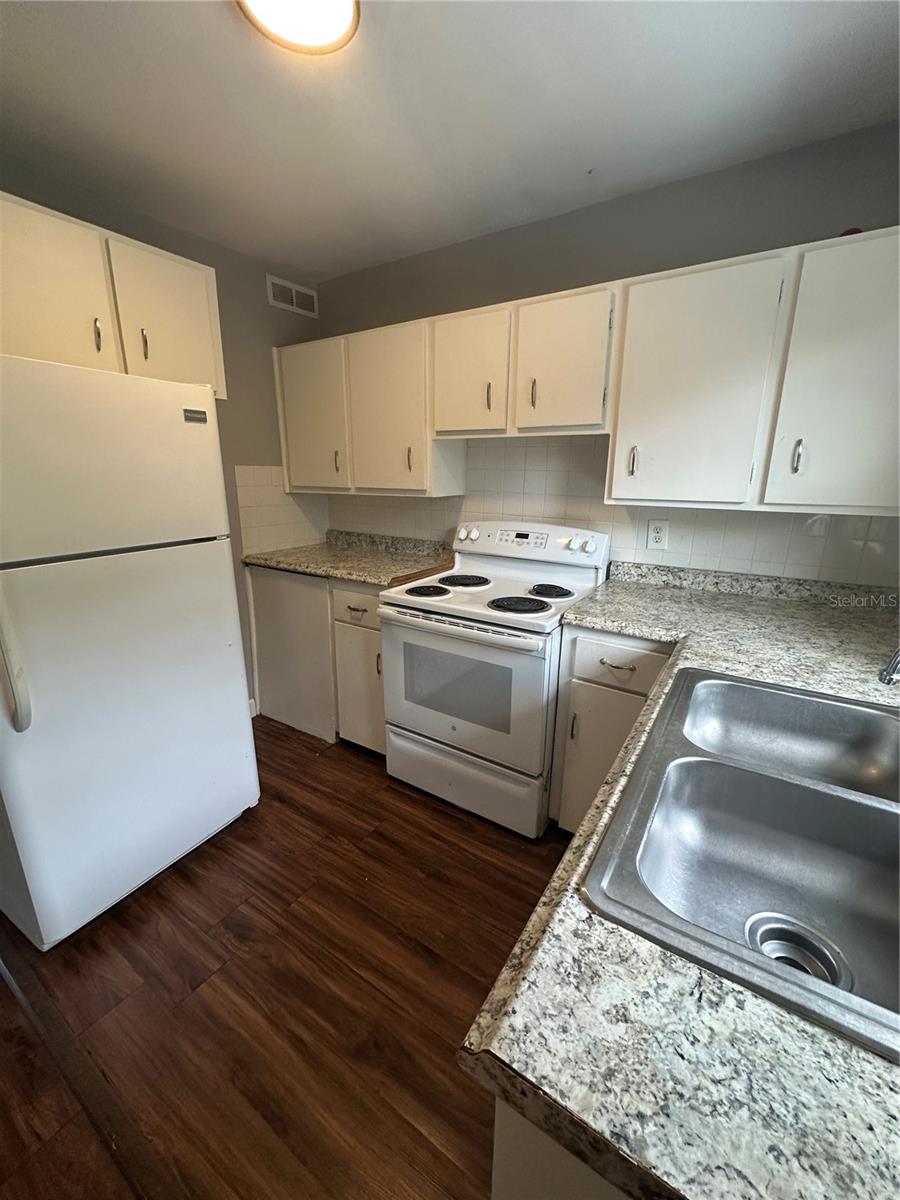 Image 7 of 18 For 650 Dixon Boulevard B04