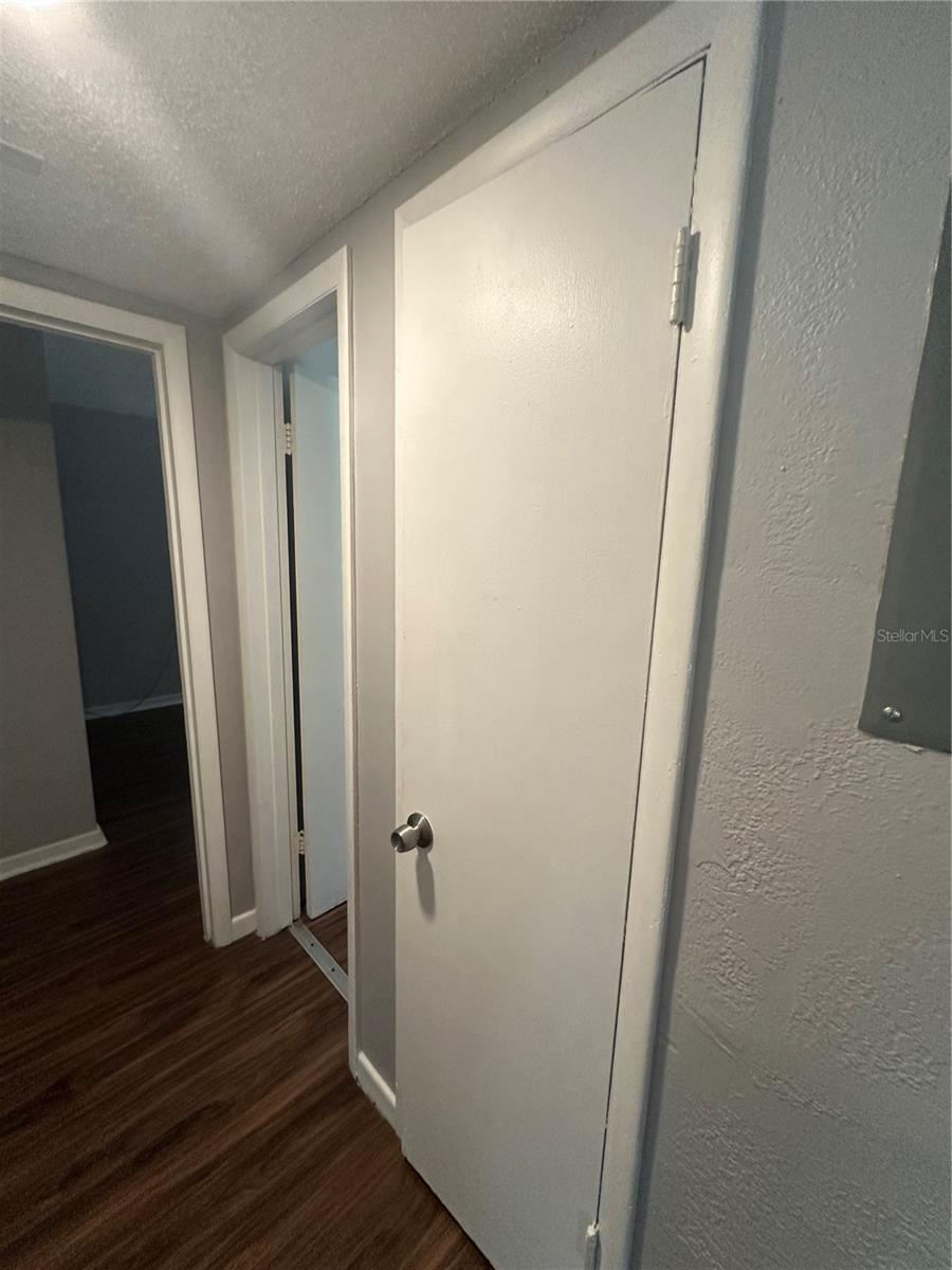 Image 8 of 18 For 650 Dixon Boulevard B04