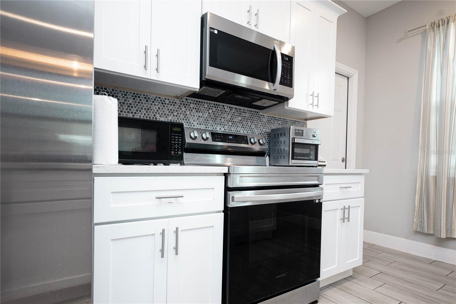 Image 11 of 35 For 309 13th Street