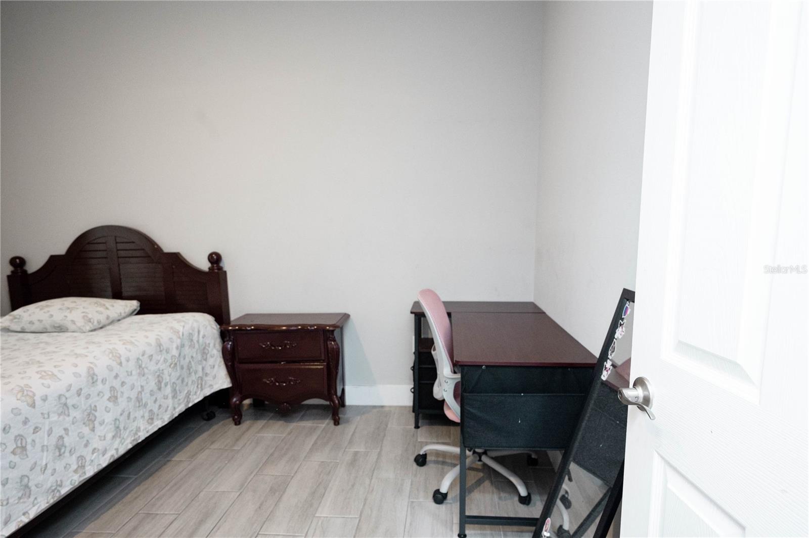 Image 23 of 35 For 309 13th Street