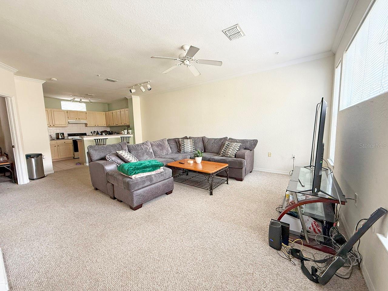 Image 4 of 26 For 1817 Shadow View Circle 1817