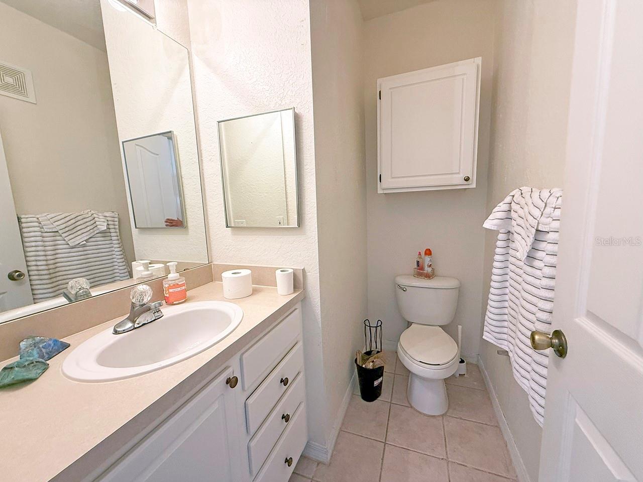 Image 8 of 26 For 1817 Shadow View Circle 1817