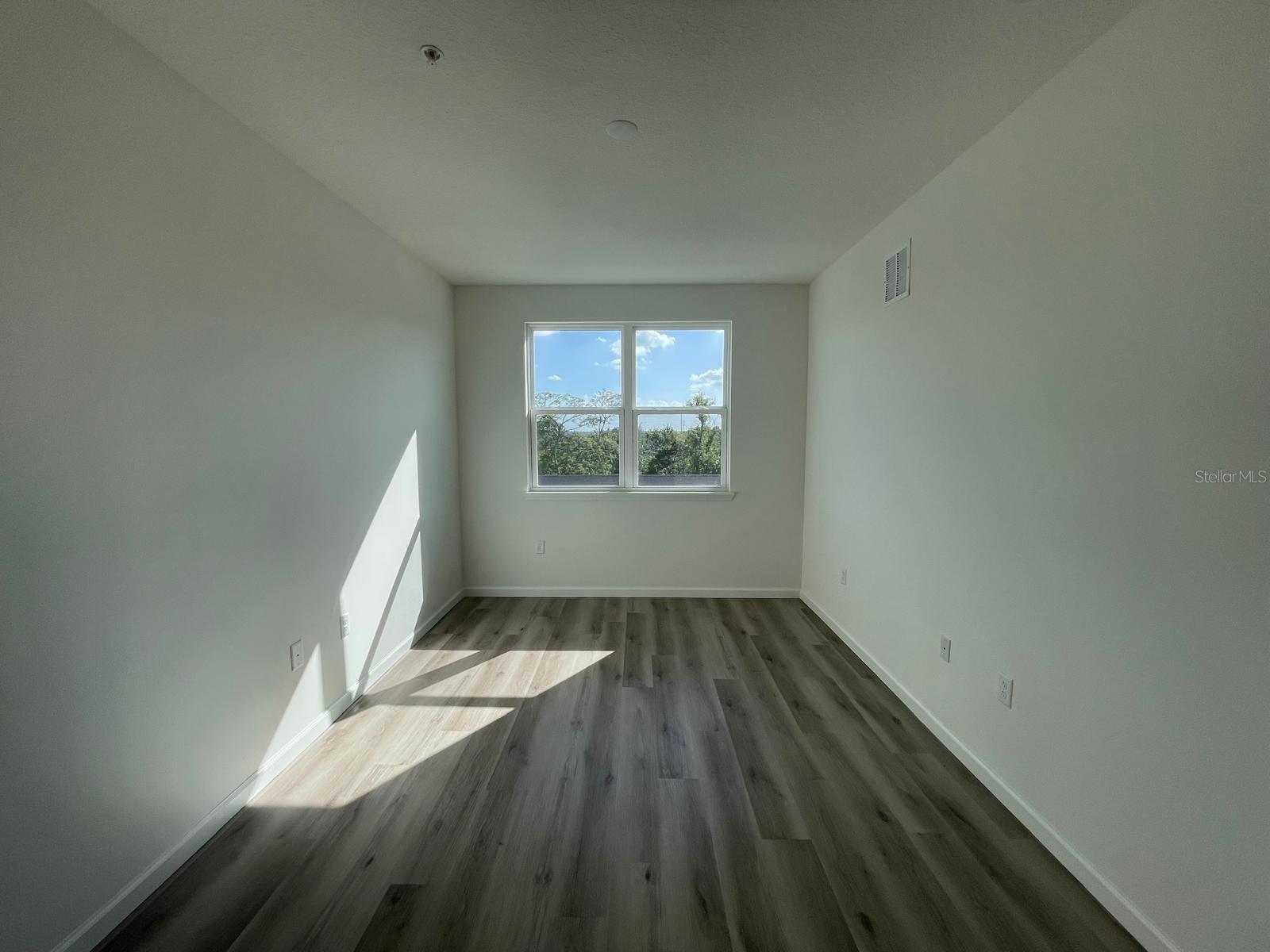 Image 21 of 34 For 1230 Southstation Place 416