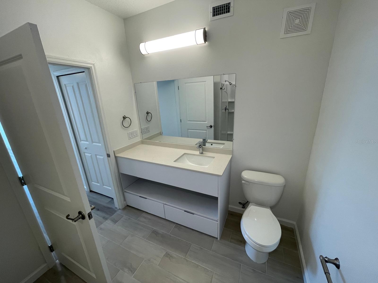 Image 23 of 34 For 1230 Southstation Place 416