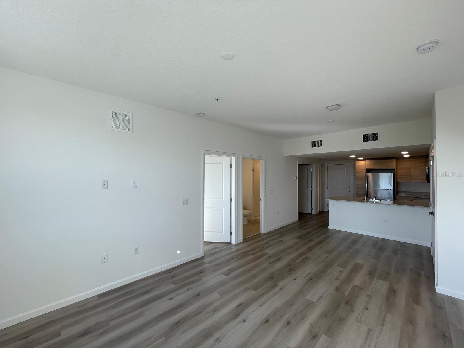 Image 3 of 34 For 1230 Southstation Place 416