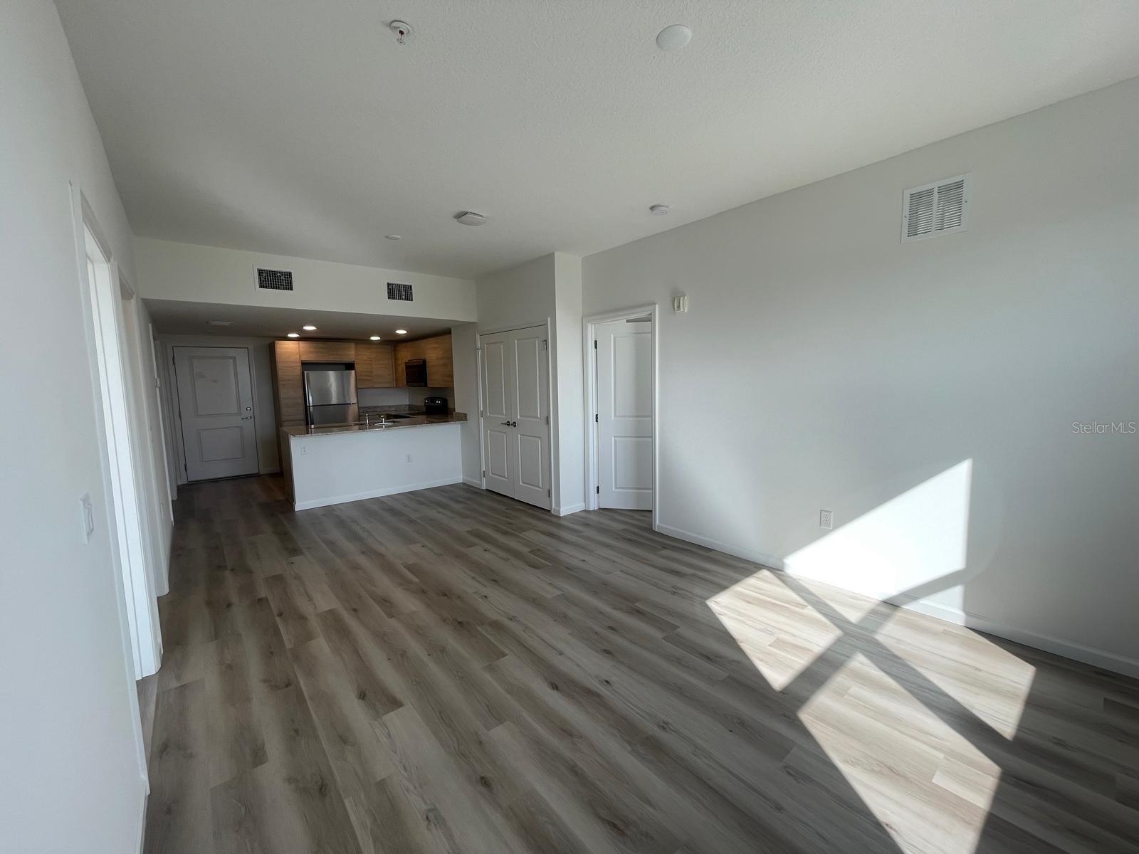 Image 6 of 34 For 1230 Southstation Place 416