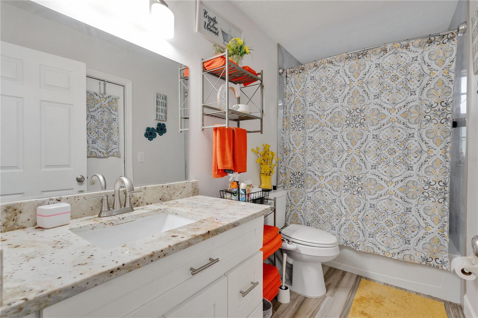 Image 15 of 31 For 4865 Gorham Avenue