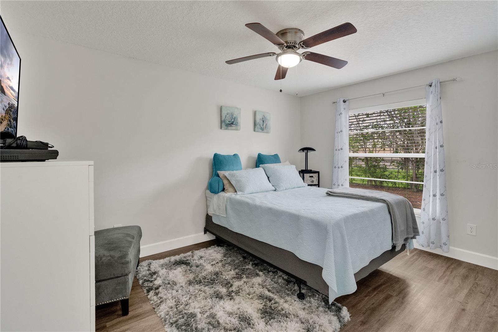 Image 16 of 31 For 4865 Gorham Avenue